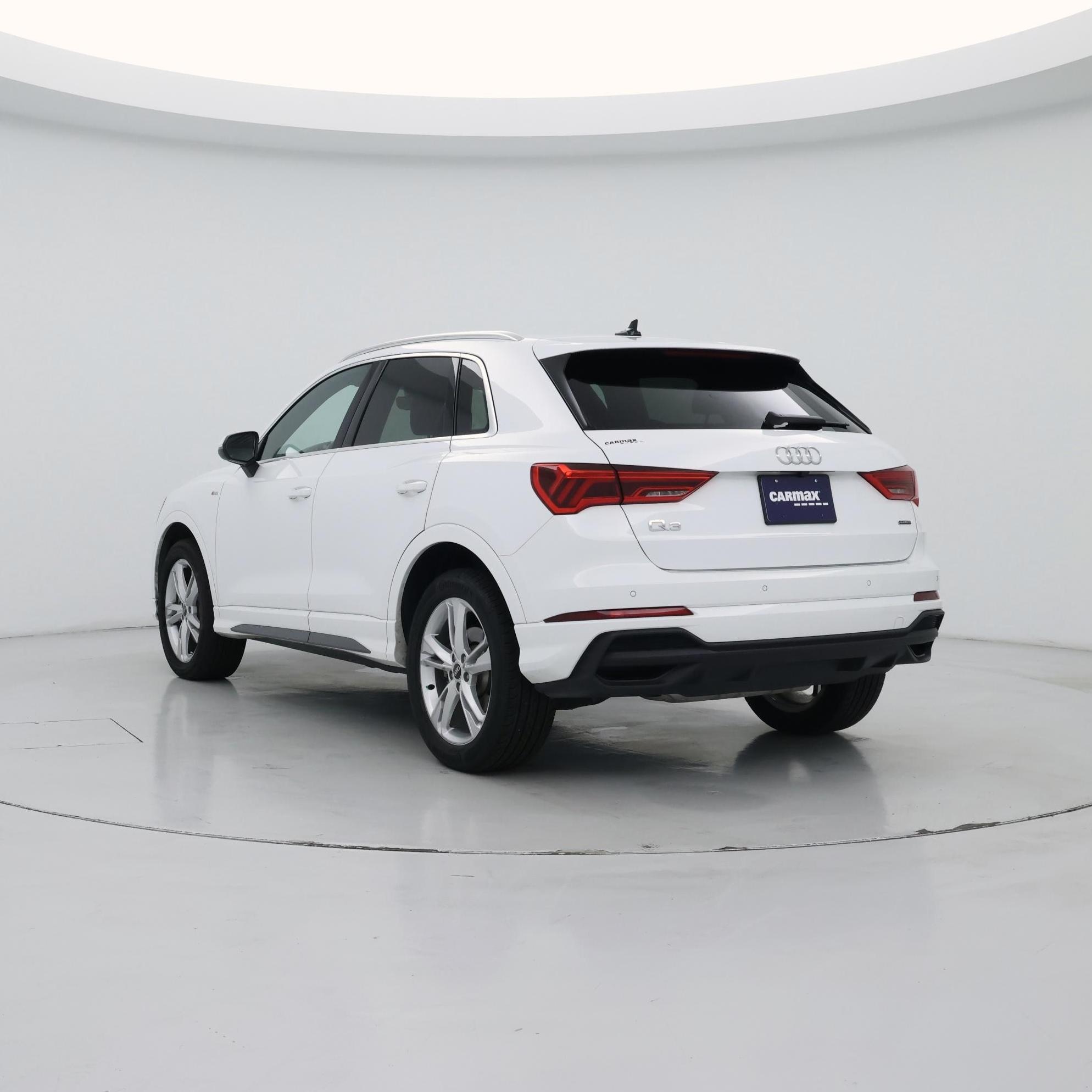Thumbnail: 2024 Audi Q3 - 2