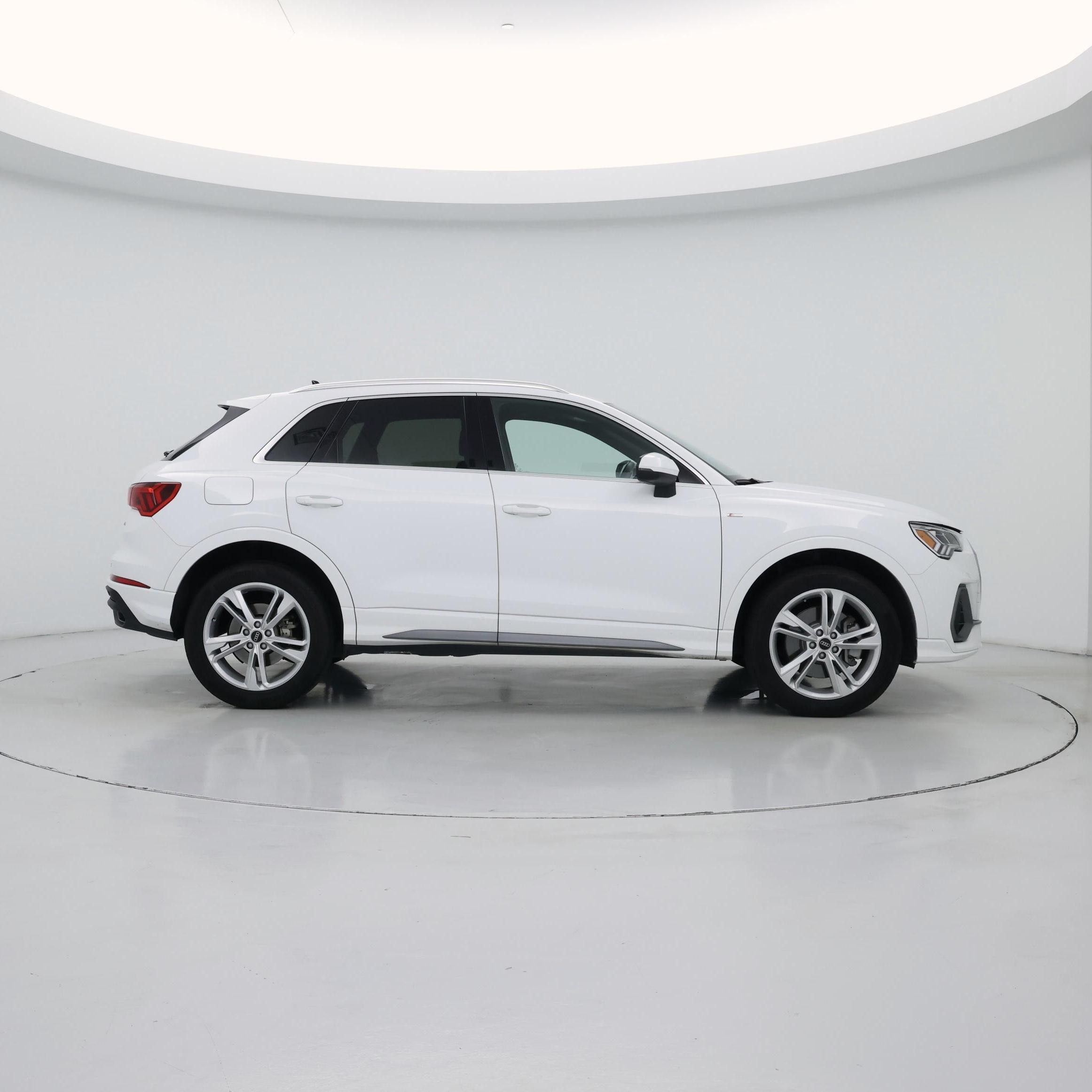 Thumbnail: 2024 Audi Q3 - 7