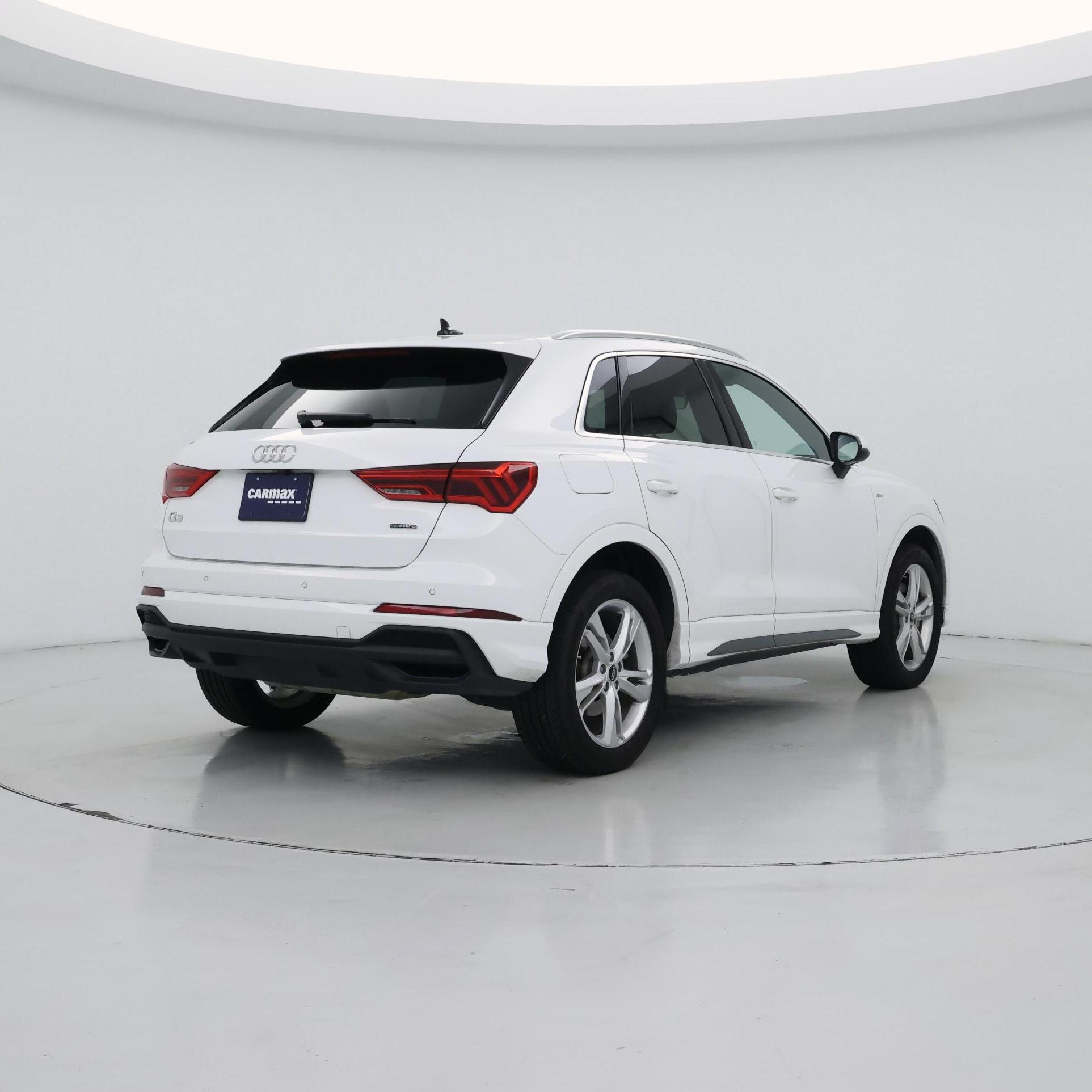 Thumbnail: 2024 Audi Q3 - 8