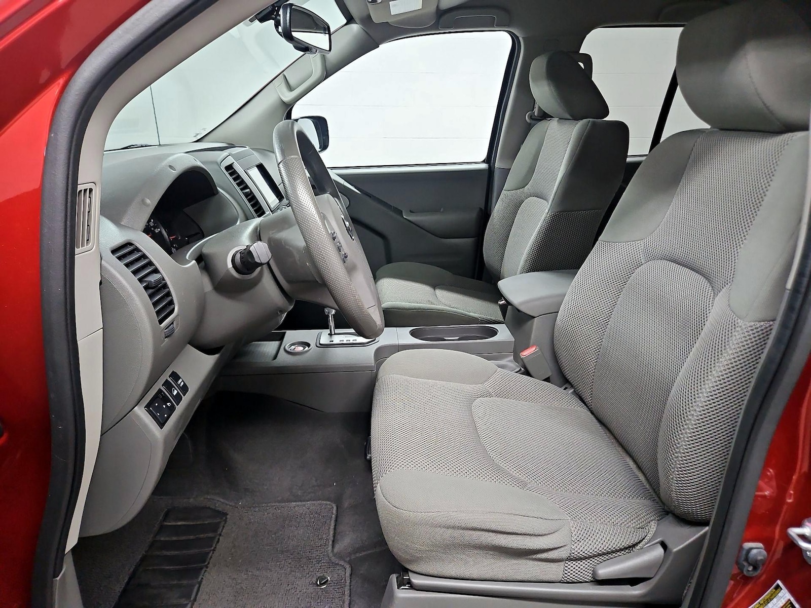 2021 Nissan Frontier SV - Photo 12