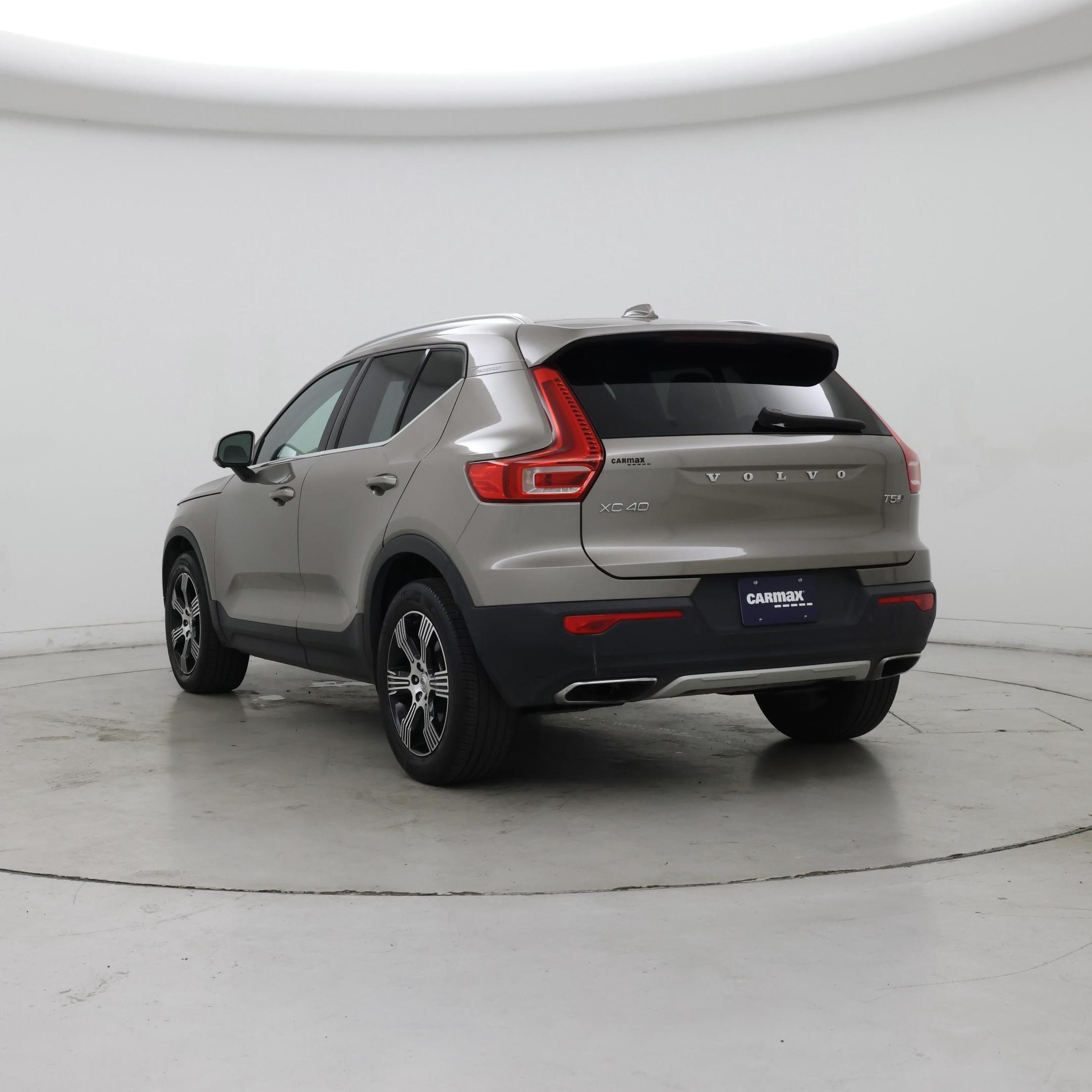Thumbnail: 2020 Volvo XC40 - 2