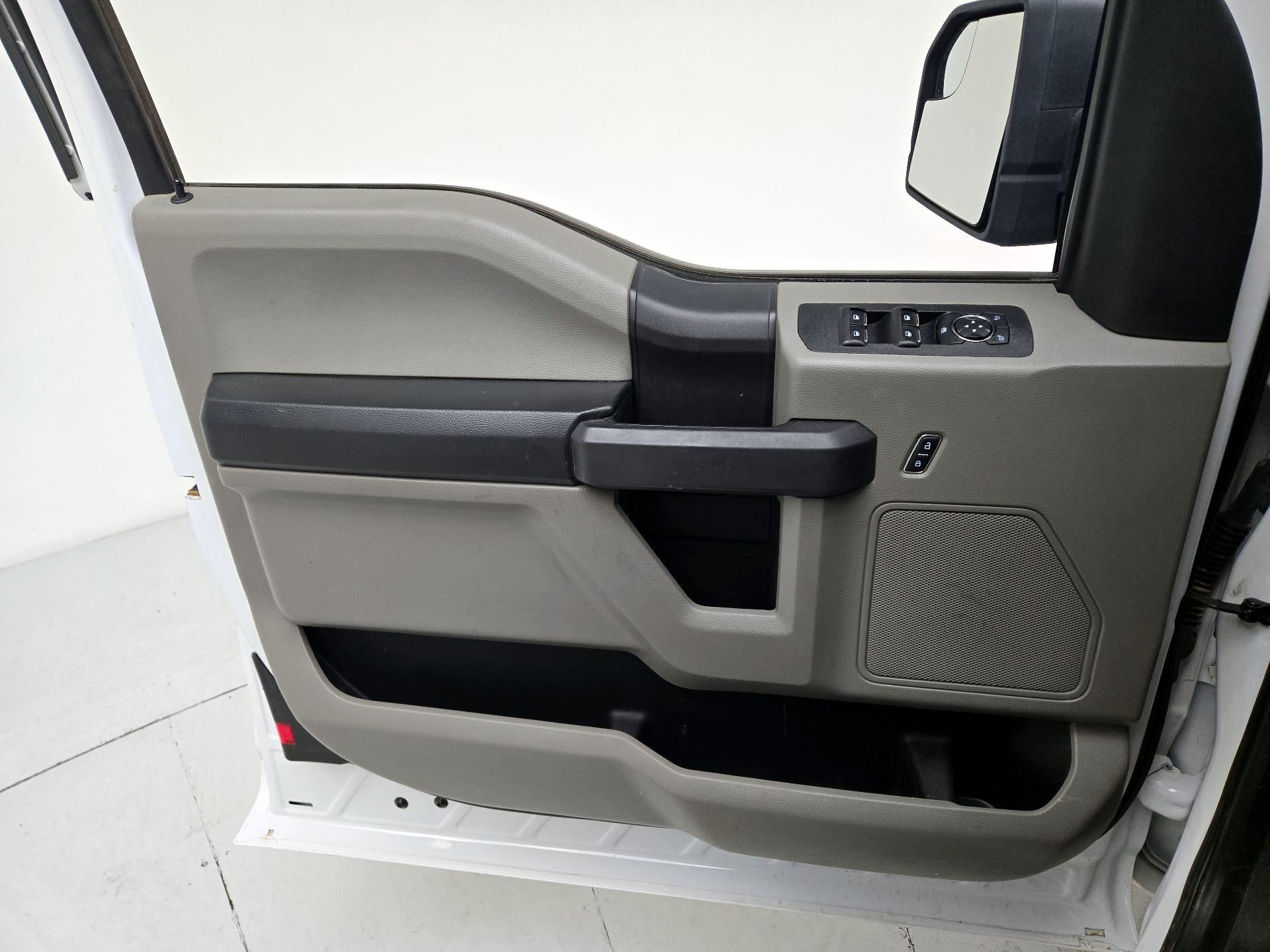 Thumbnail: 2019 Ford F-150 - 12