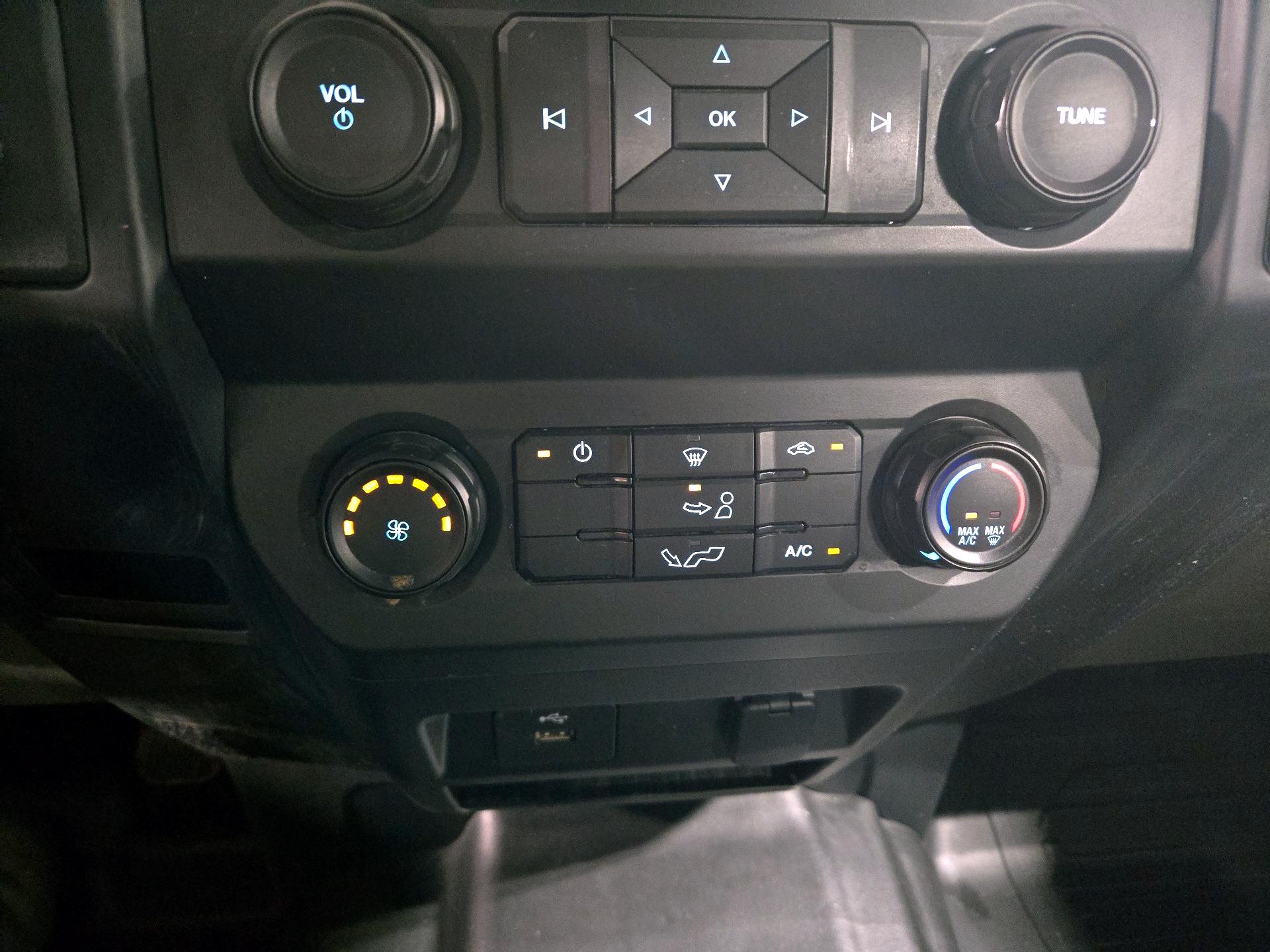 Thumbnail: 2019 Ford F-150 - 16