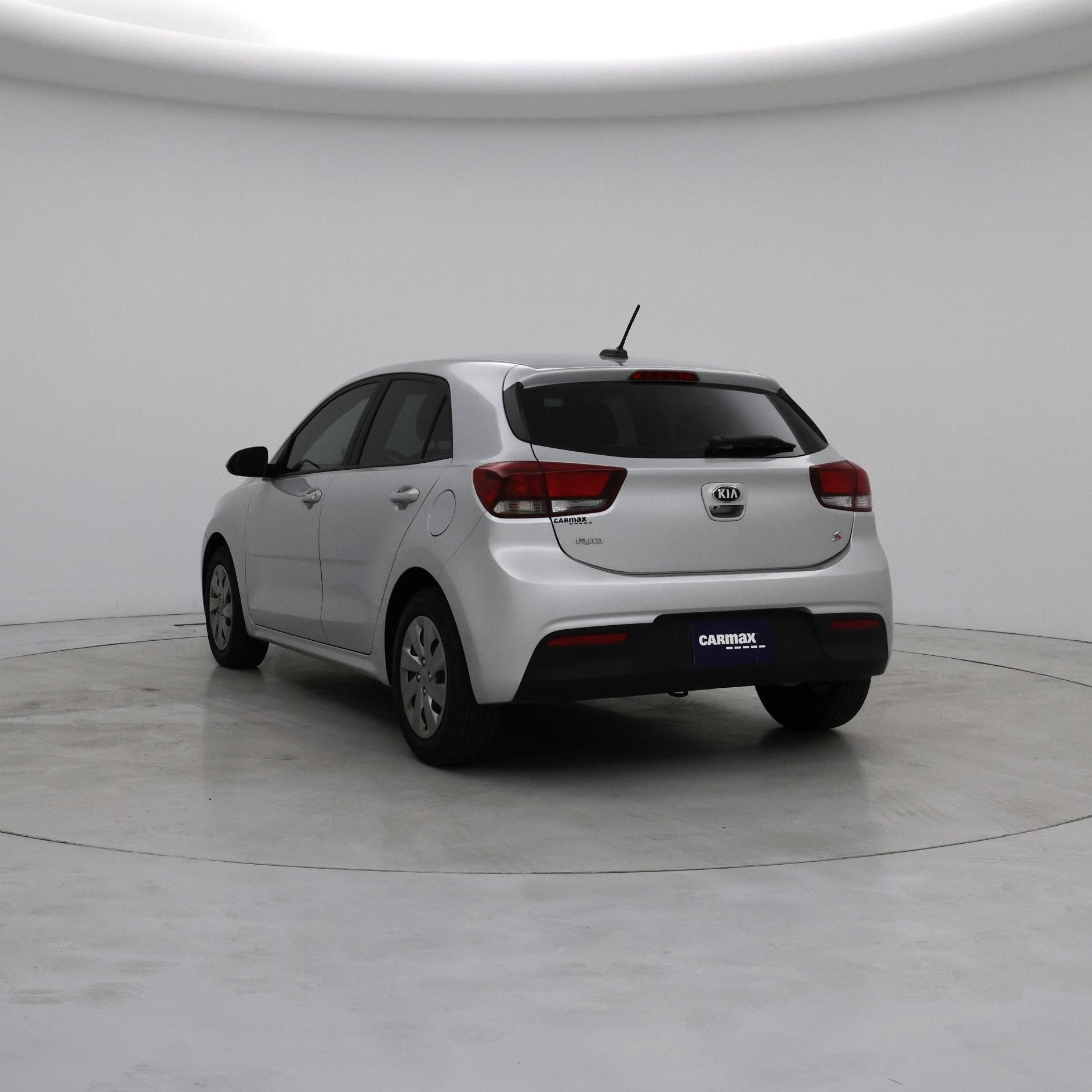 Thumbnail: 2020 Kia Rio5 - 2