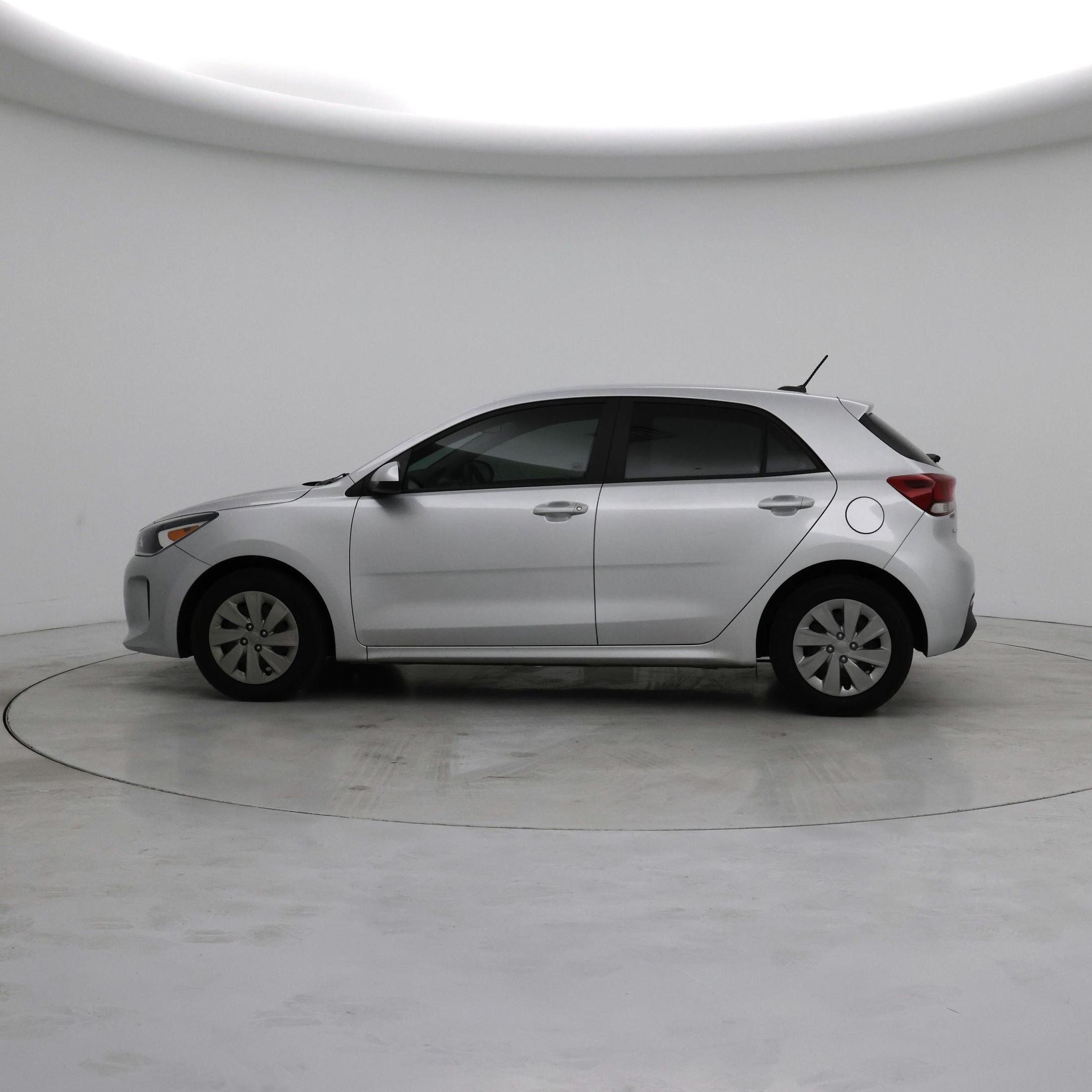 Thumbnail: 2020 Kia Rio5 - 3