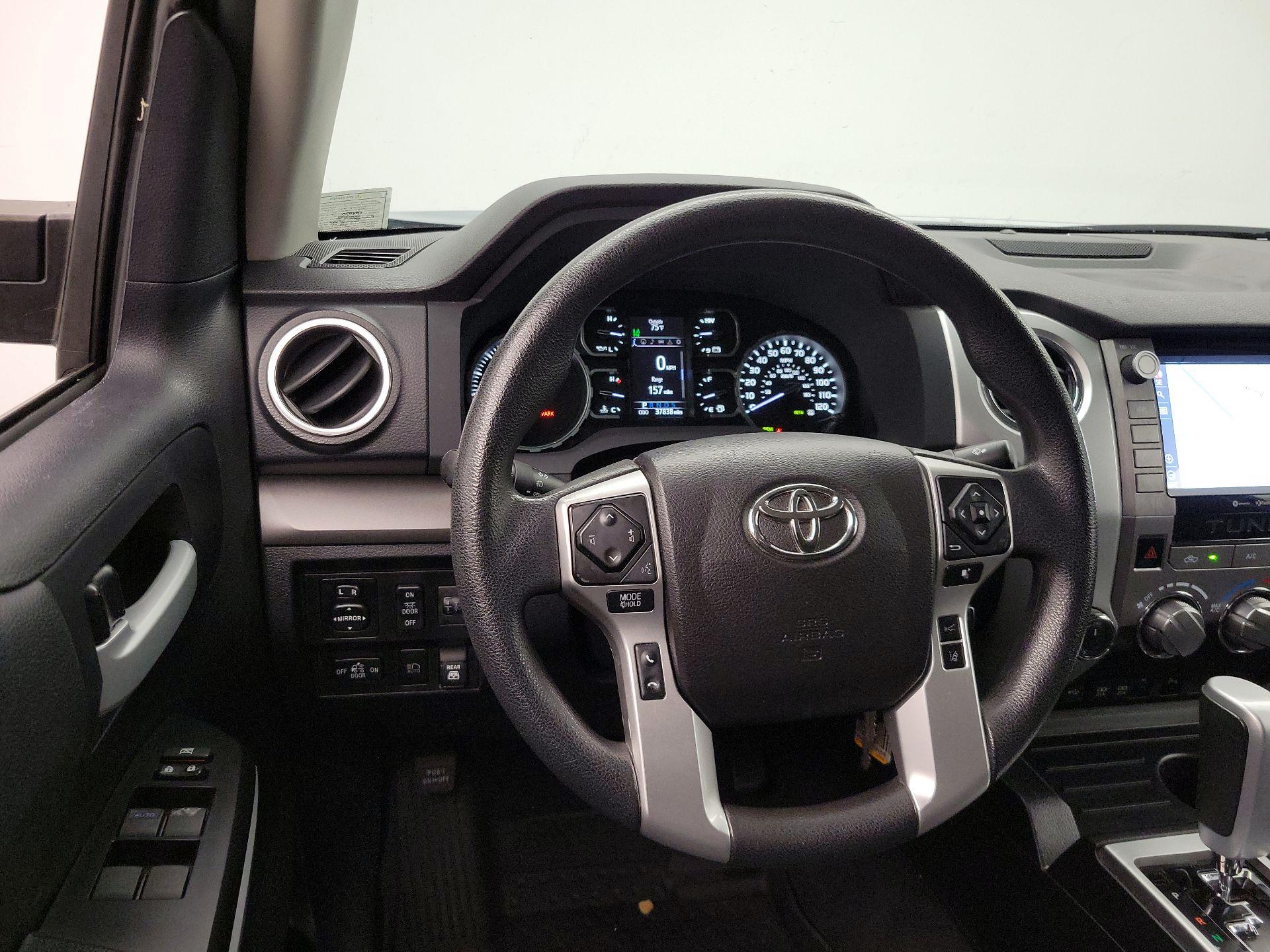 Thumbnail: 2021 Toyota Tundra - 10
