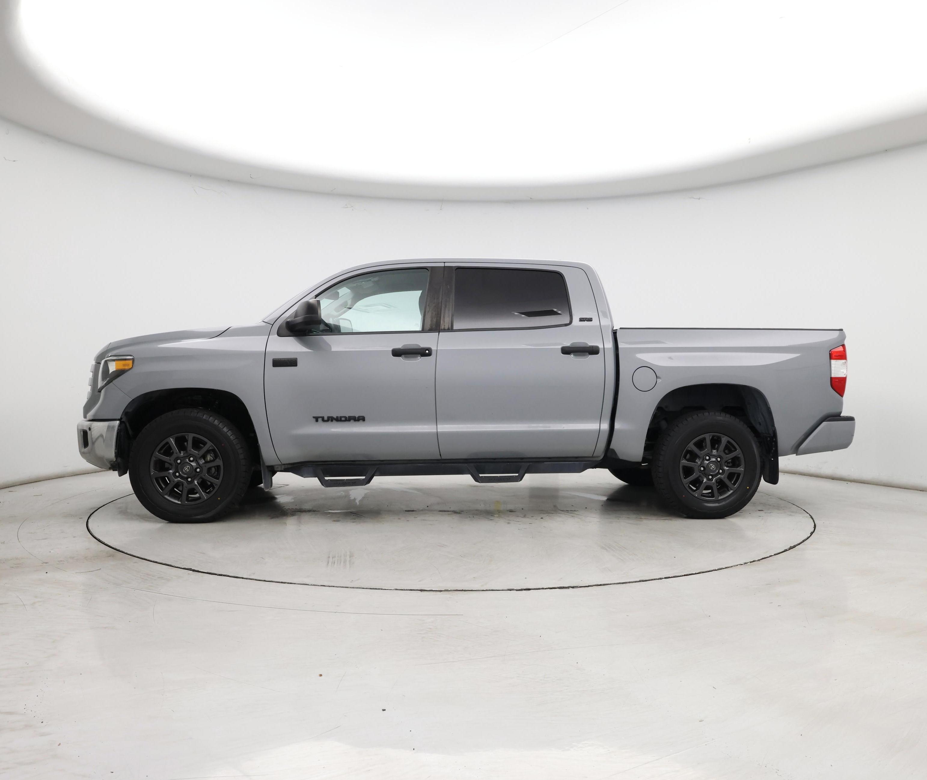 Thumbnail: 2021 Toyota Tundra - 3