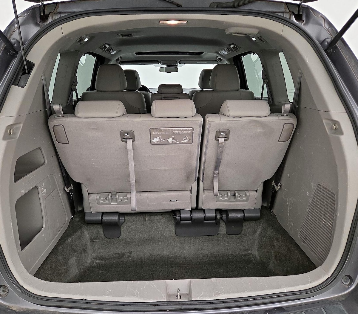 Trunk/Cargo (Seats Up)