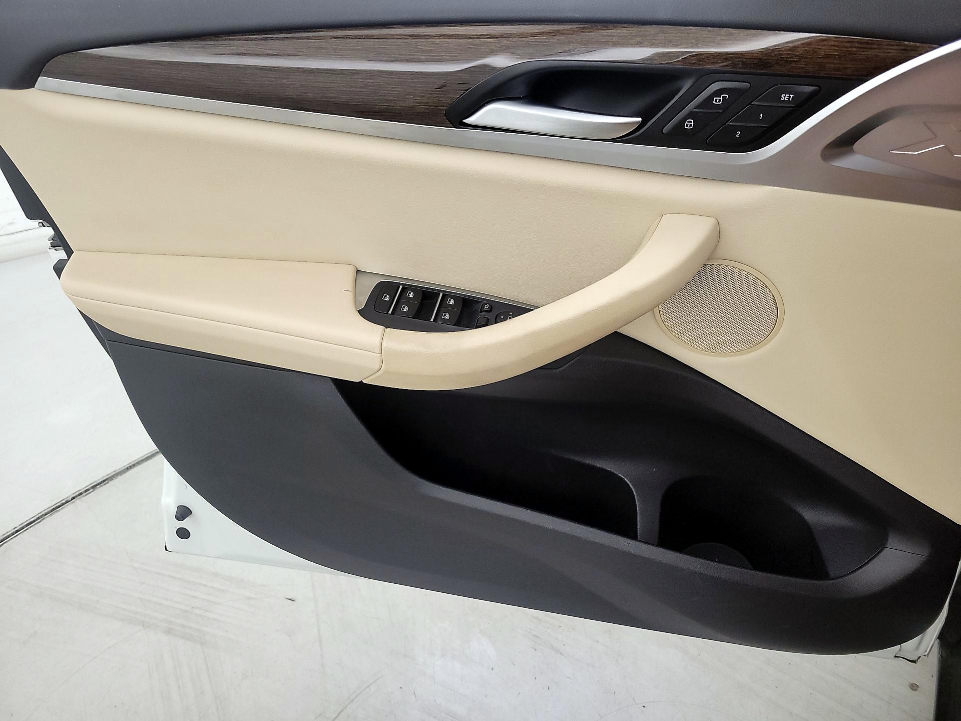 Thumbnail: 2019 BMW X4 - 12