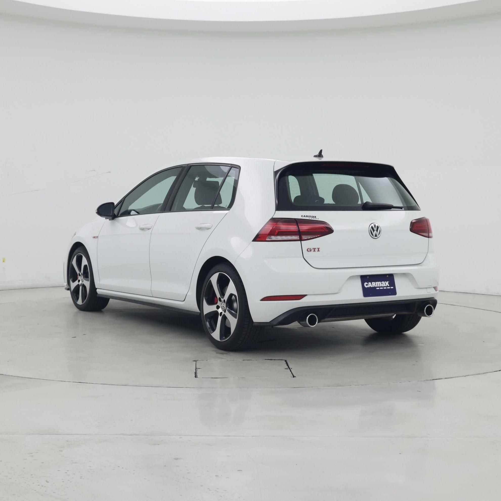 Thumbnail: 2019 Volkswagen Golf - 2