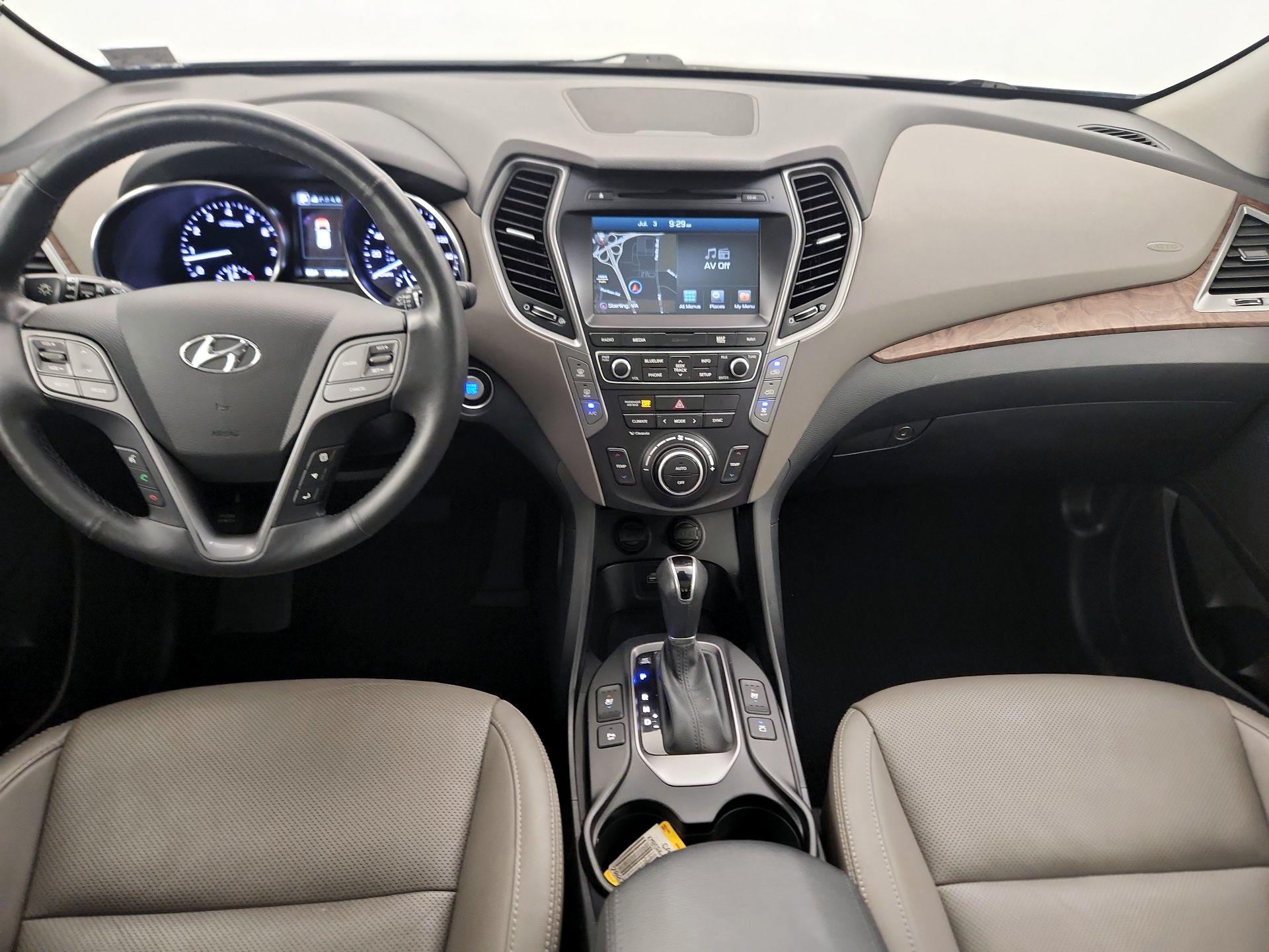 Thumbnail: 2017 Hyundai Santa Fe - 9