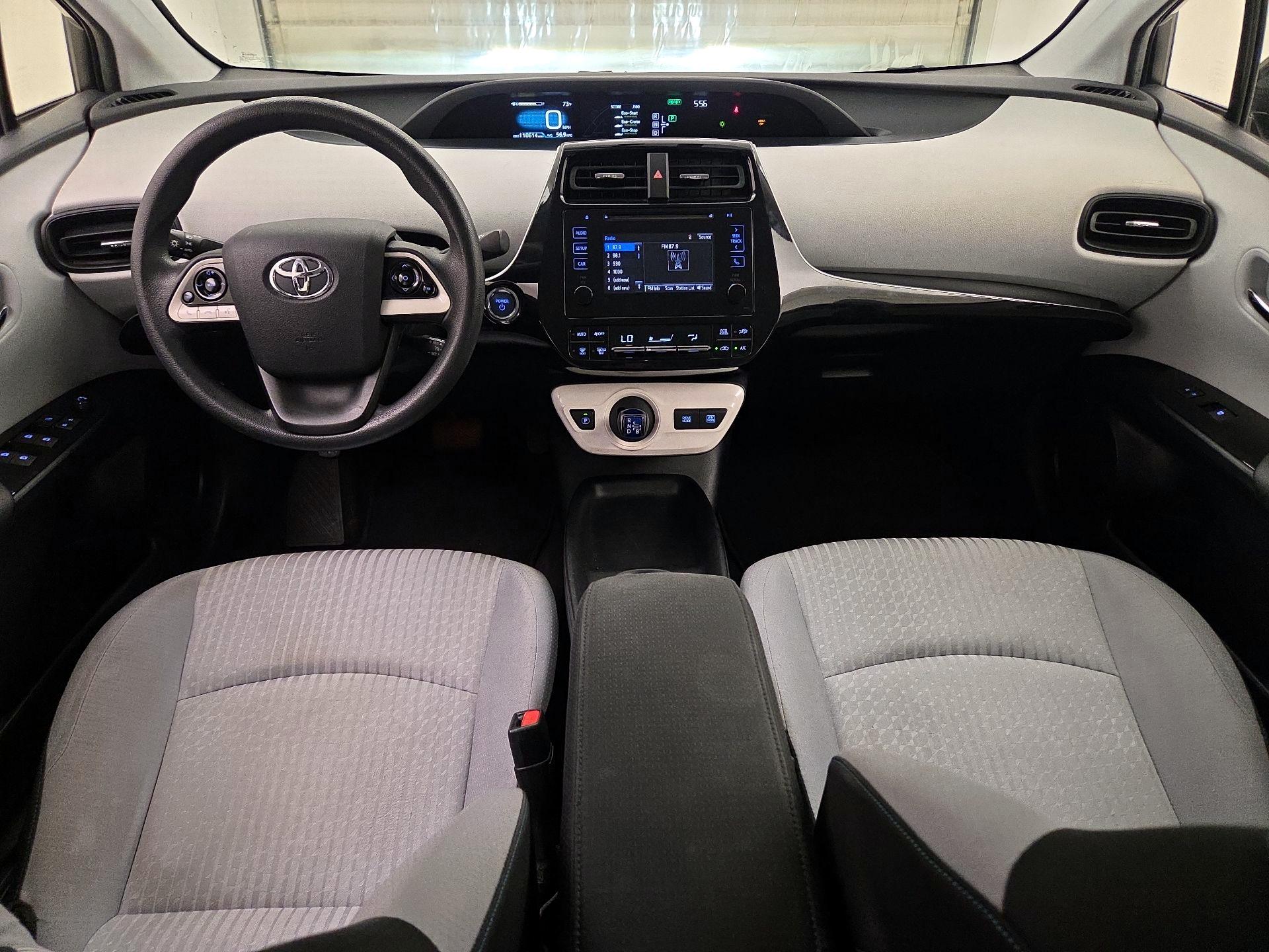 Thumbnail: 2016 Toyota Prius - 9