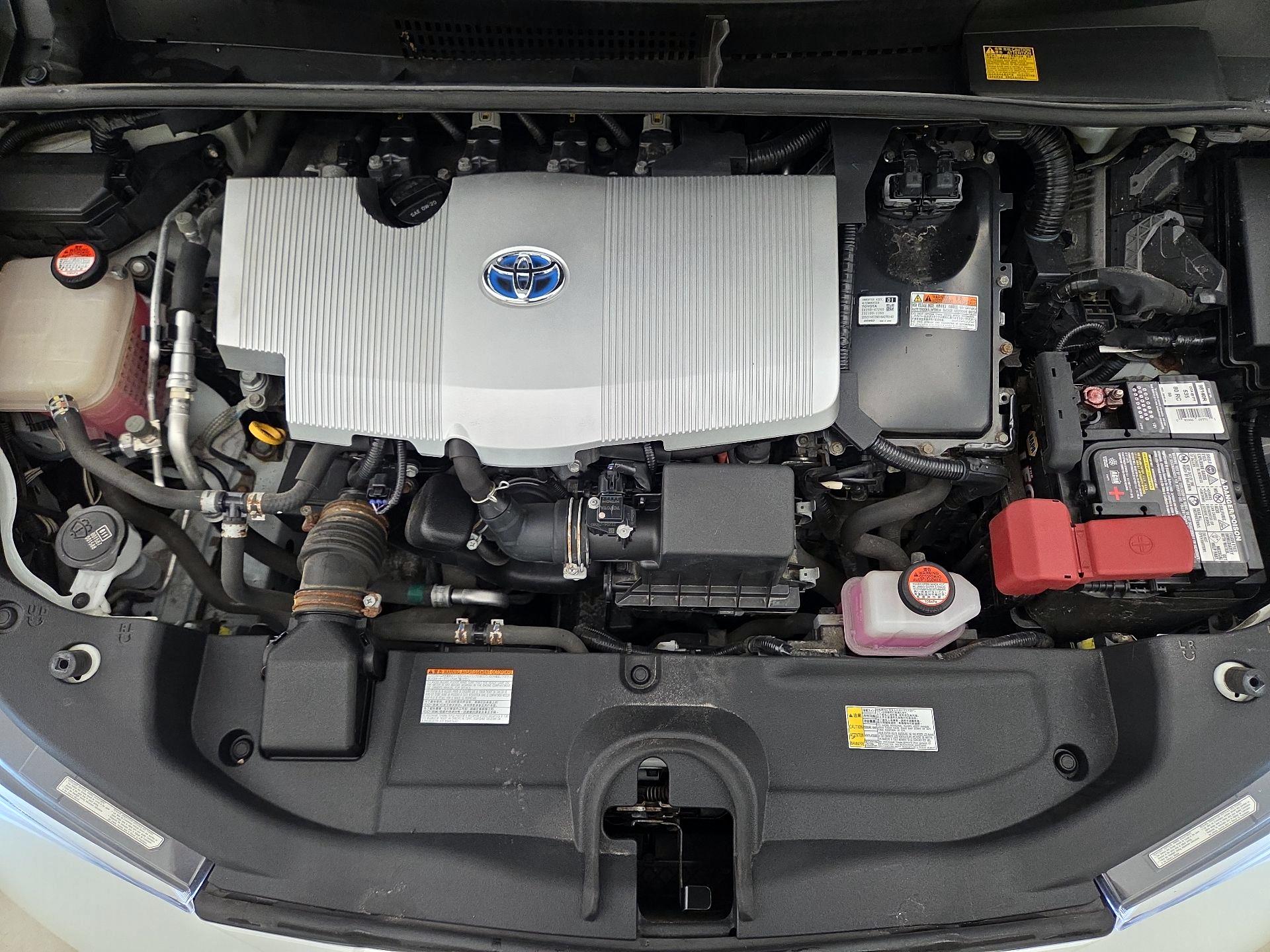 Thumbnail: 2016 Toyota Prius - 20