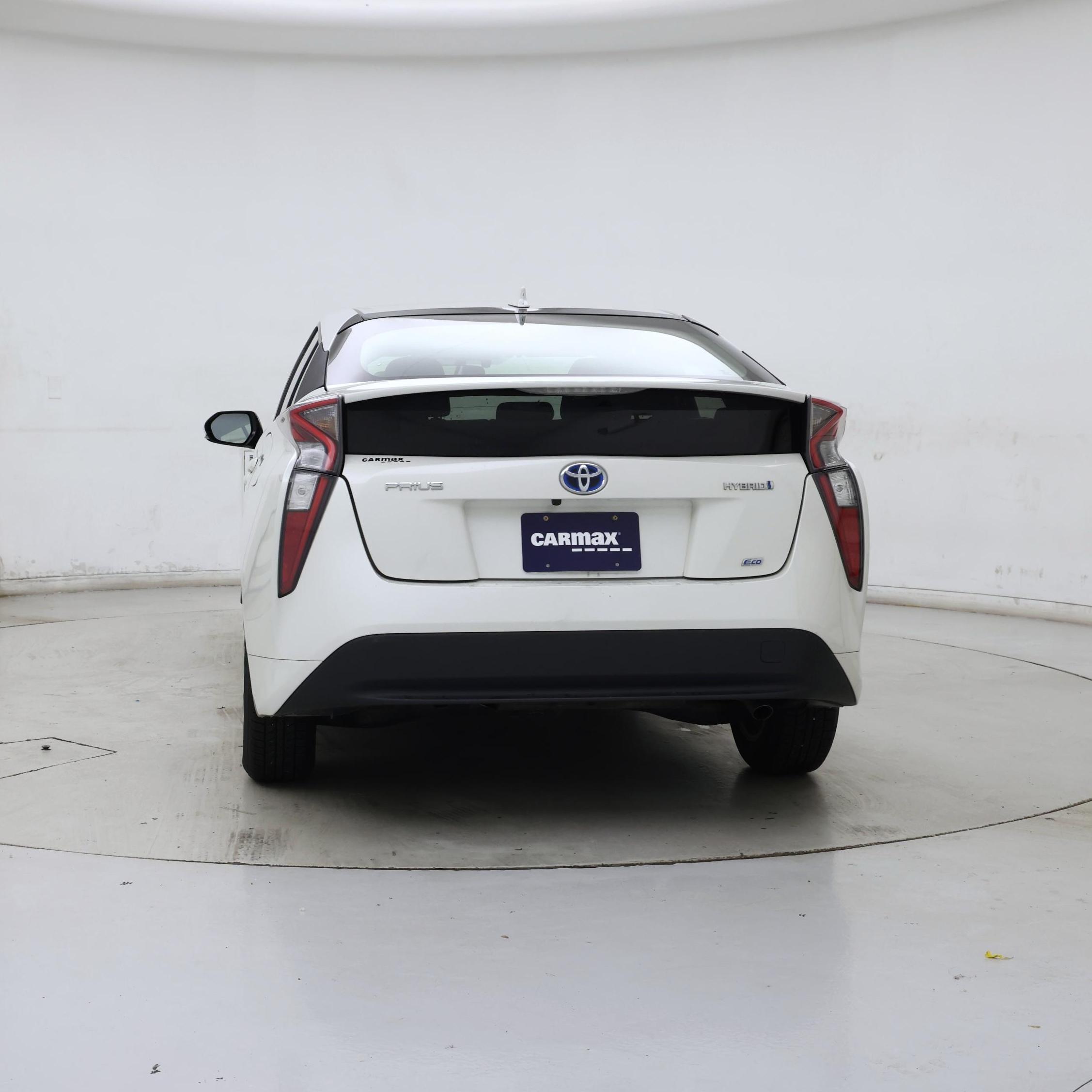 Thumbnail: 2016 Toyota Prius - 6