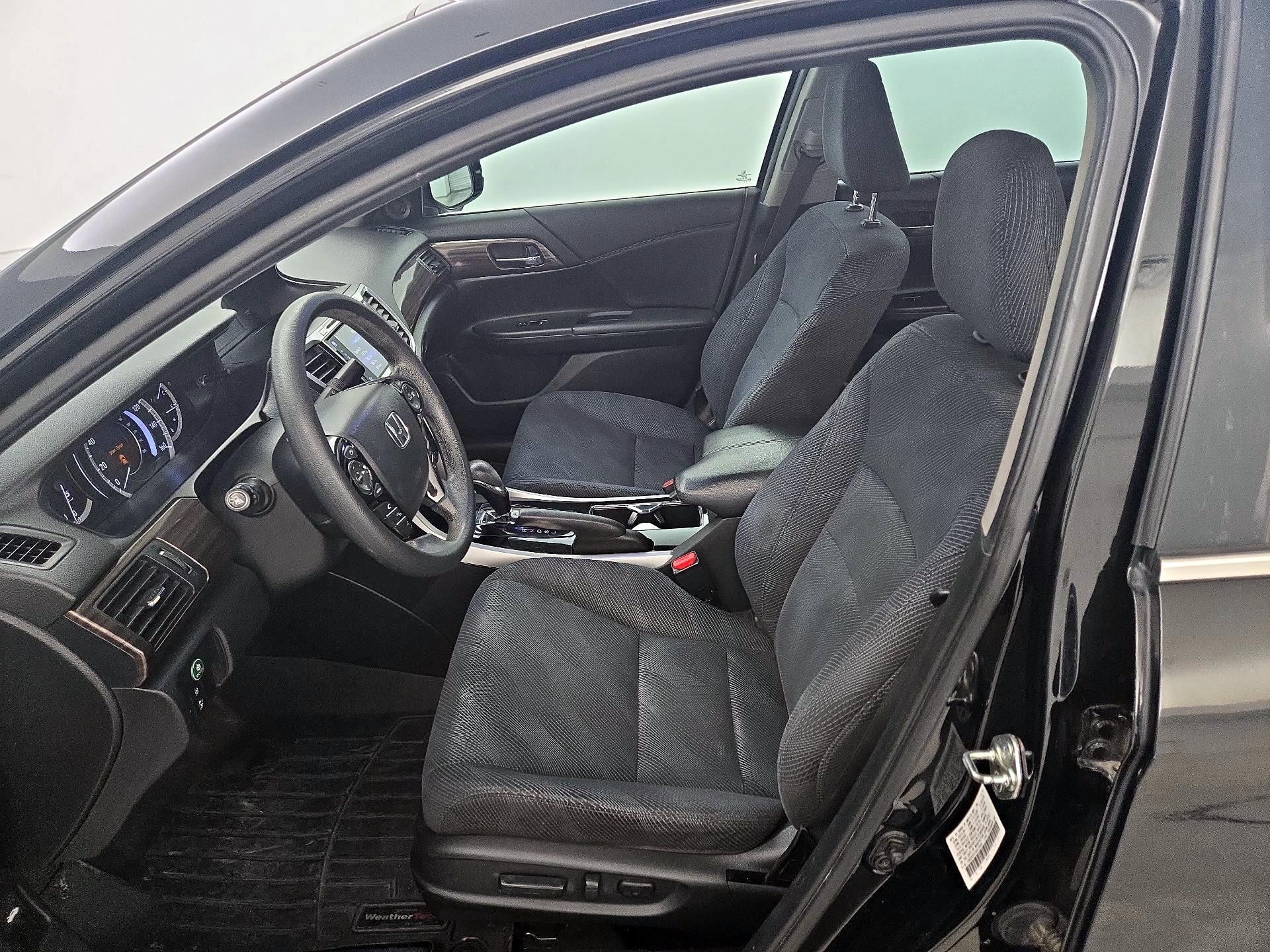 Thumbnail: 2016 Honda Accord - 11
