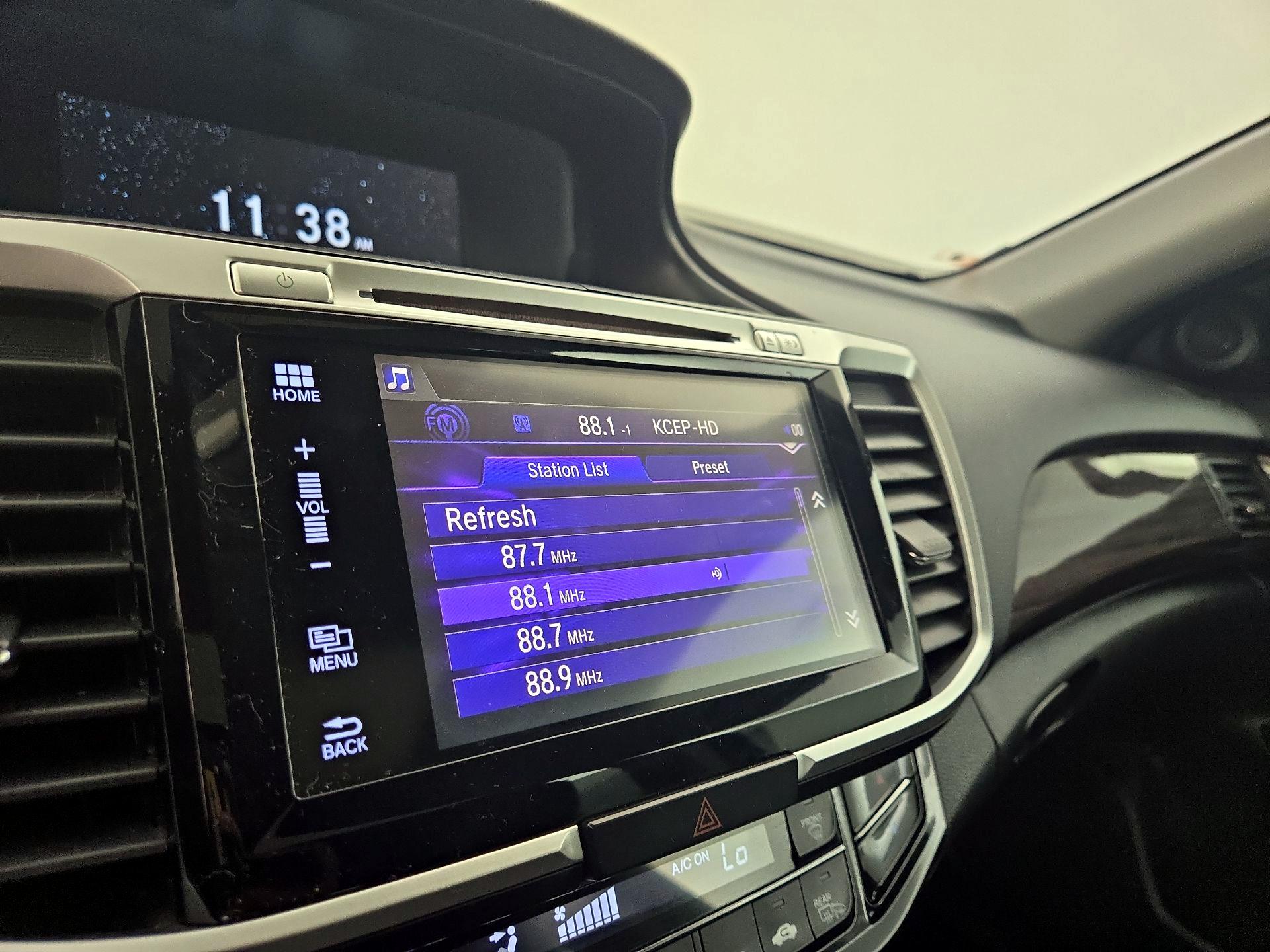 Thumbnail: 2016 Honda Accord - 15