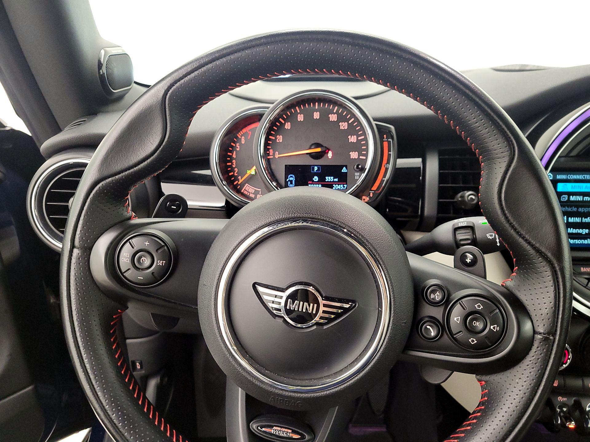 Thumbnail: 2019 MINI Cooper - 10