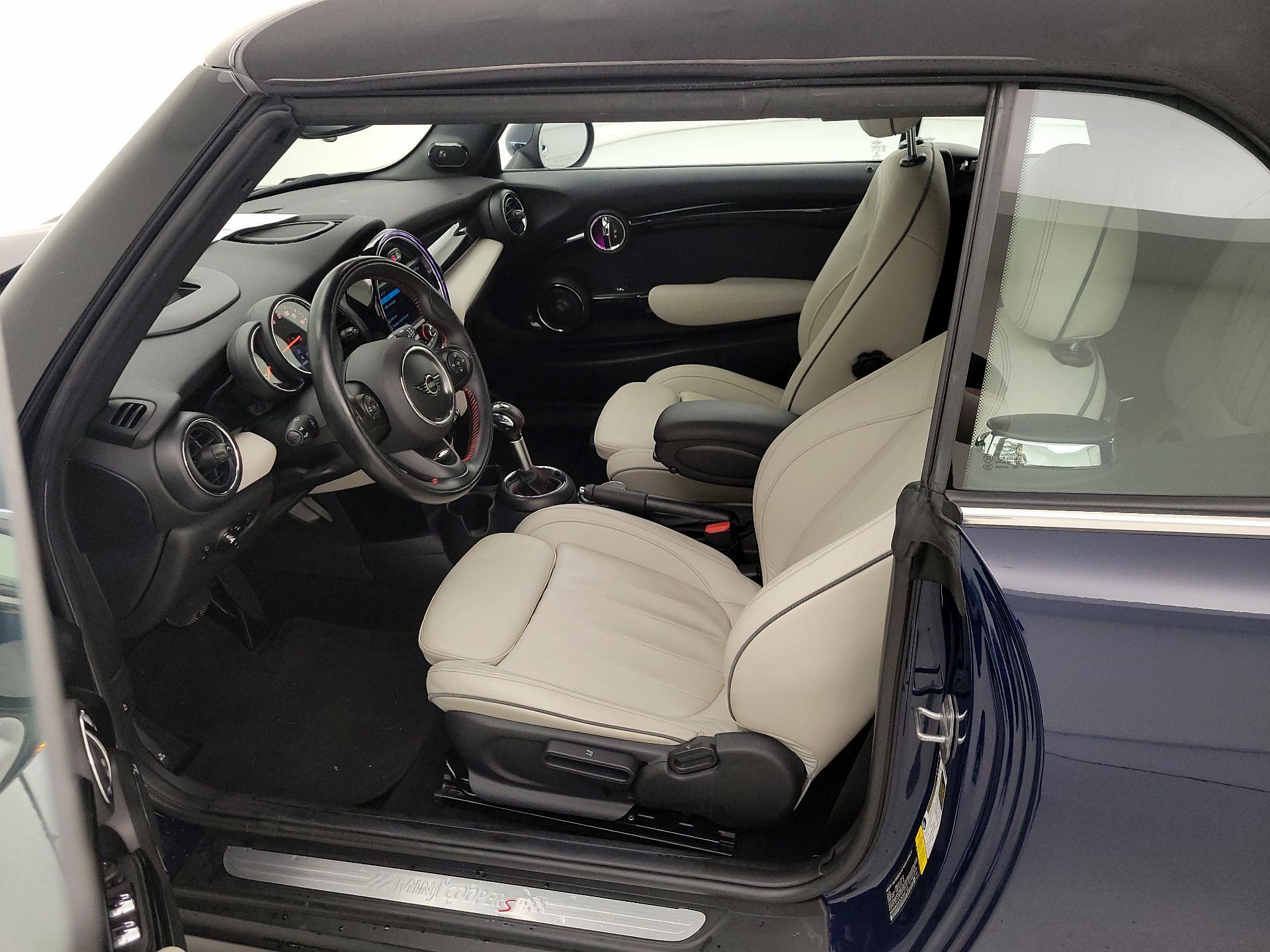 Thumbnail: 2019 MINI Cooper - 11