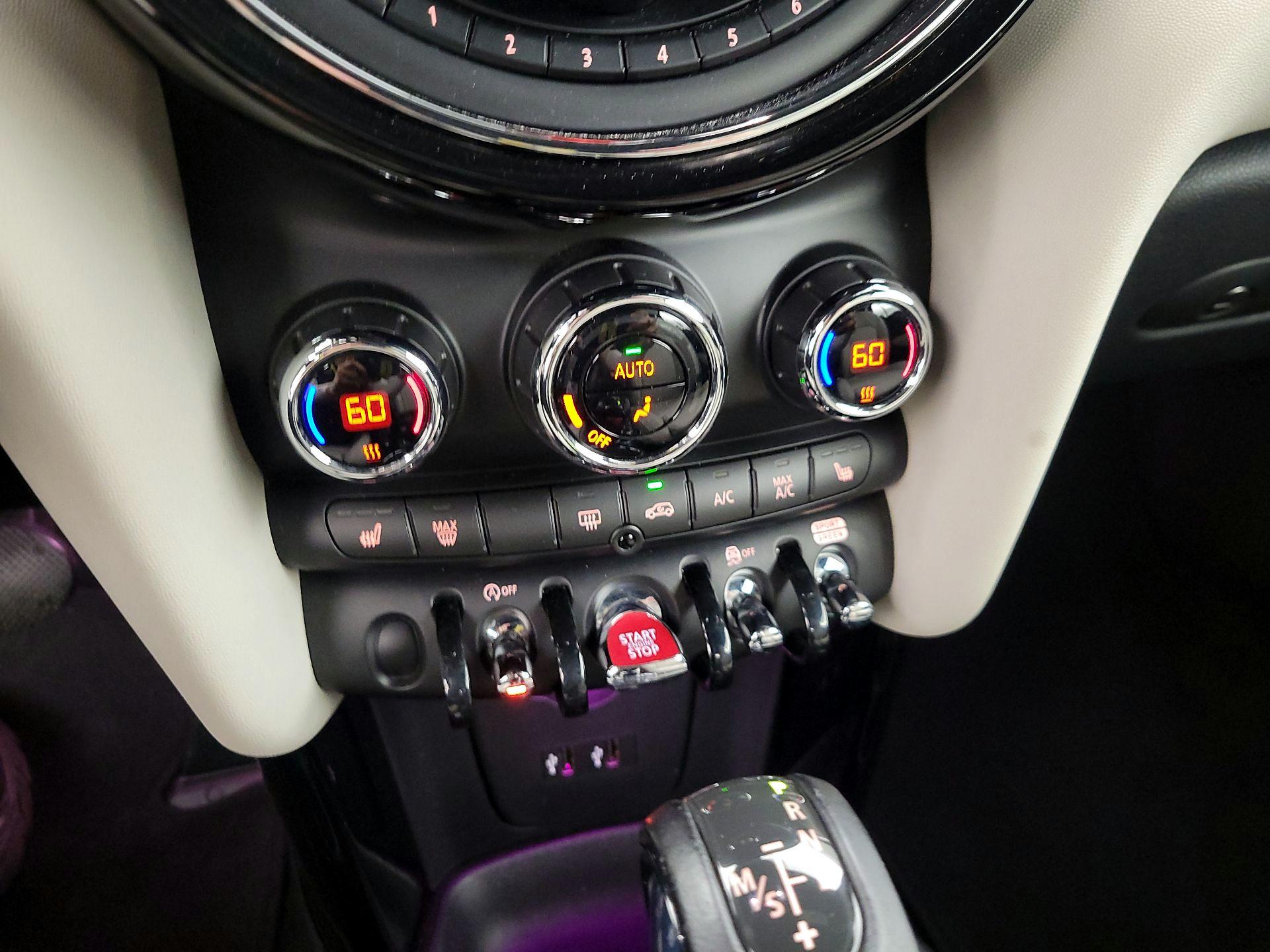 Thumbnail: 2019 MINI Cooper - 16