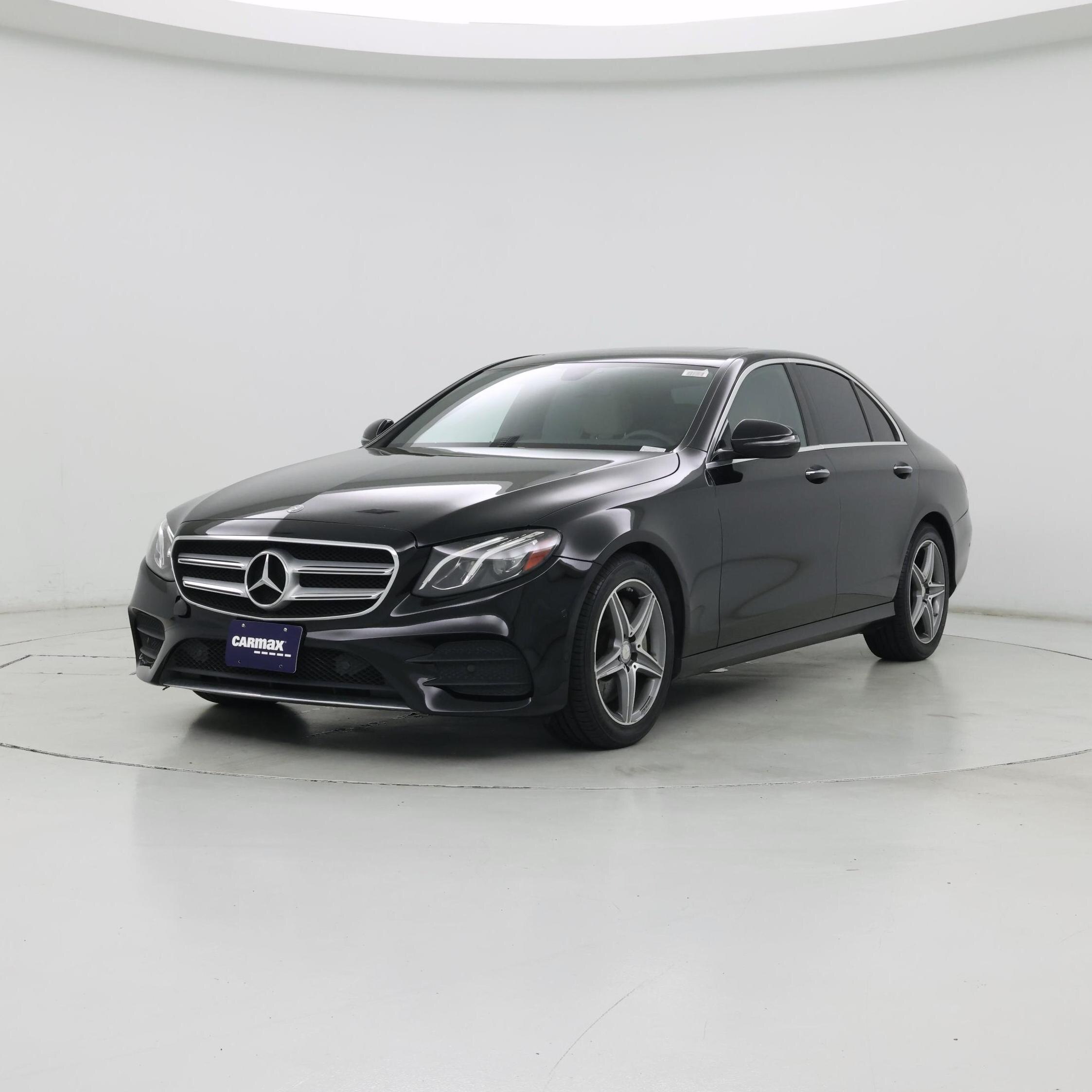 Thumbnail: 2017 Mercedes-Benz E-Class - 4