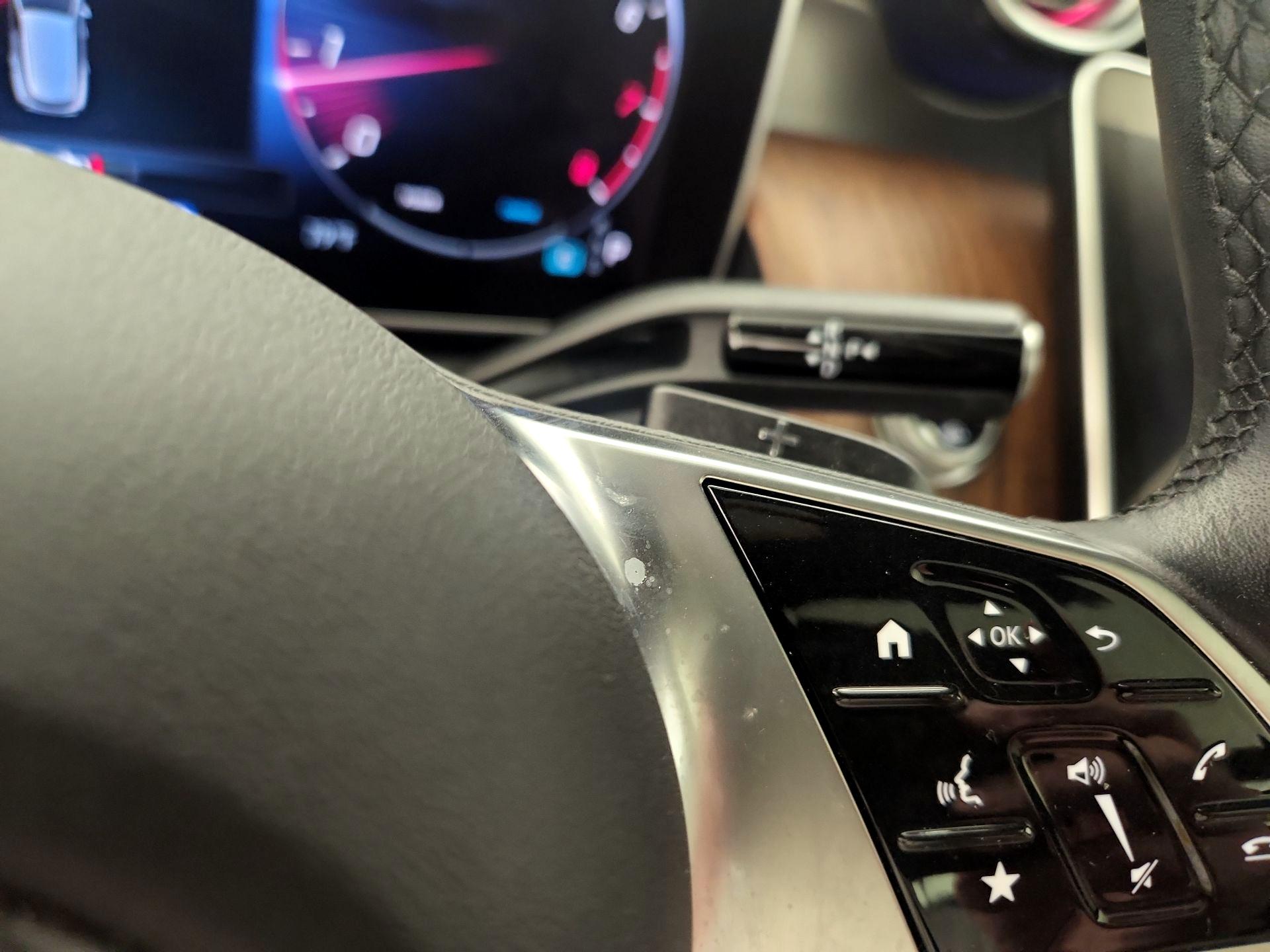 Thumbnail: 2023 Mercedes-Benz GLC - 18