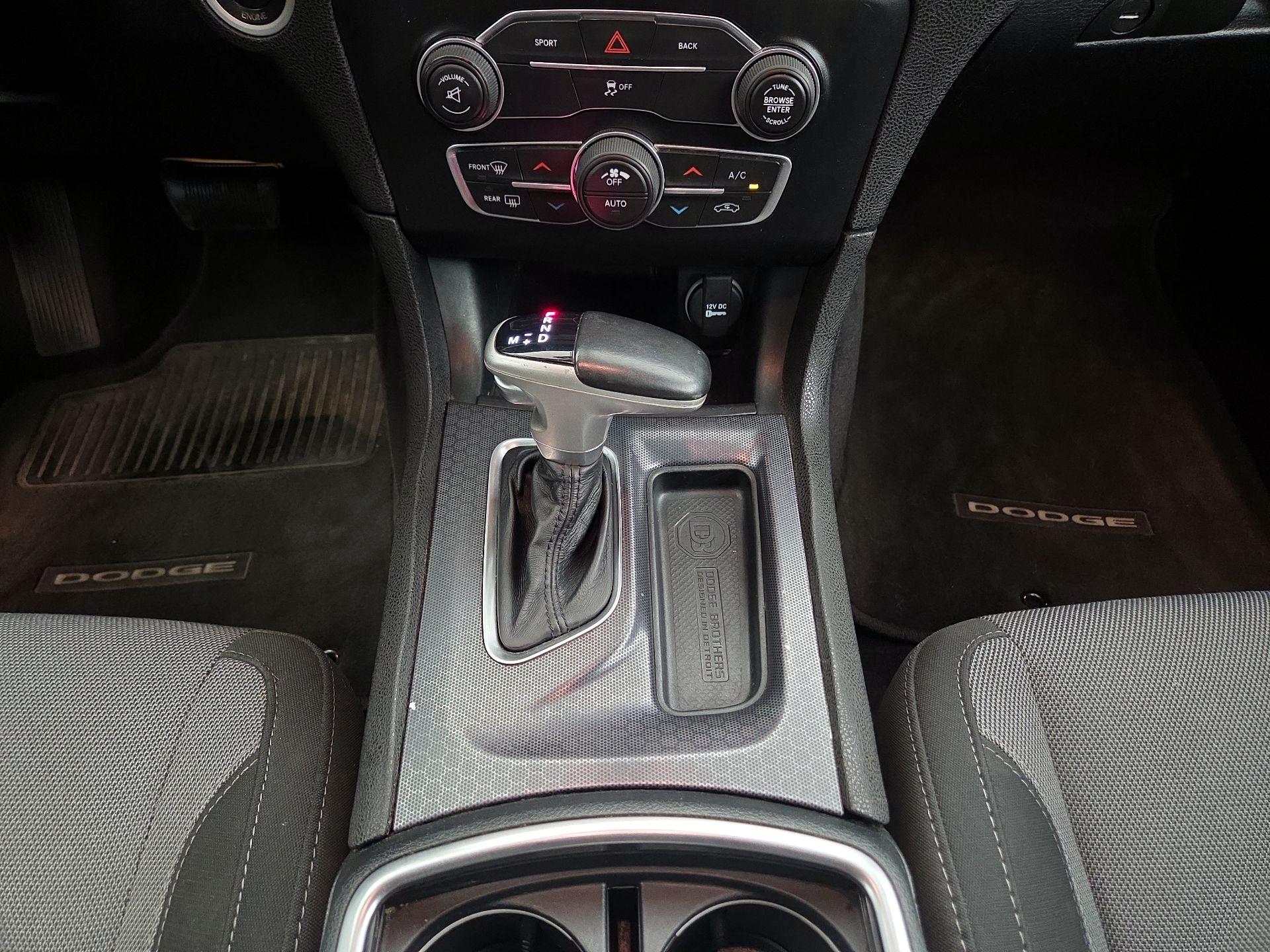 Thumbnail: 2016 Dodge Charger - 18