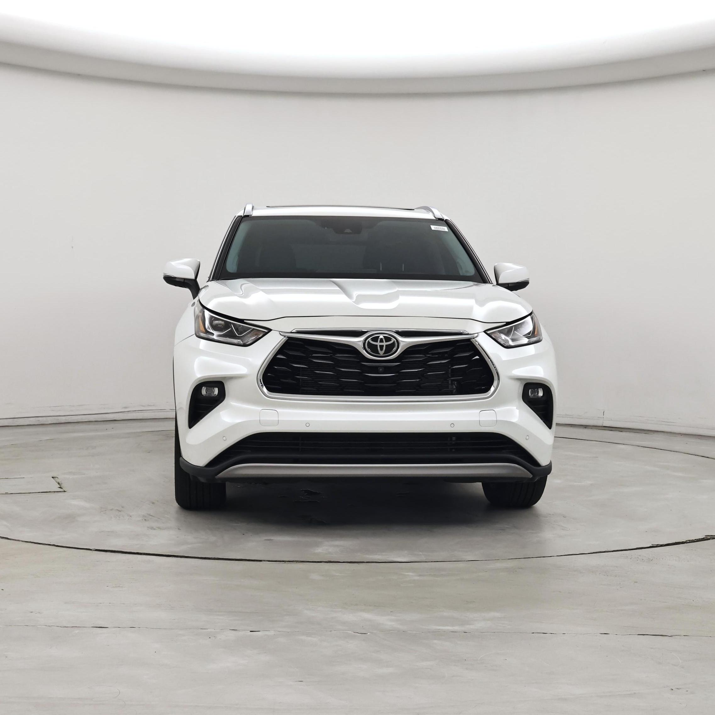 Thumbnail: 2022 Toyota Highlander - 5