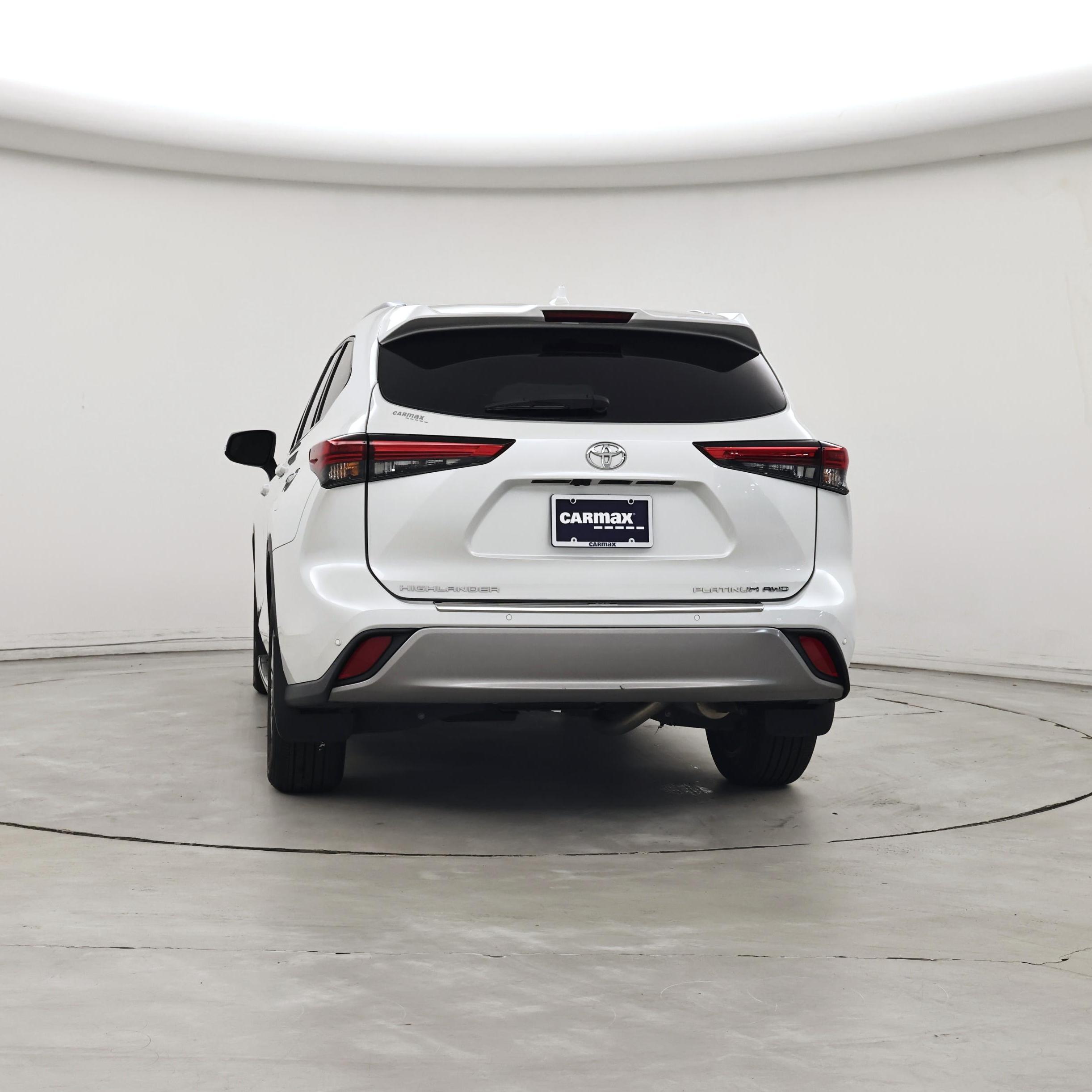 Thumbnail: 2022 Toyota Highlander - 6