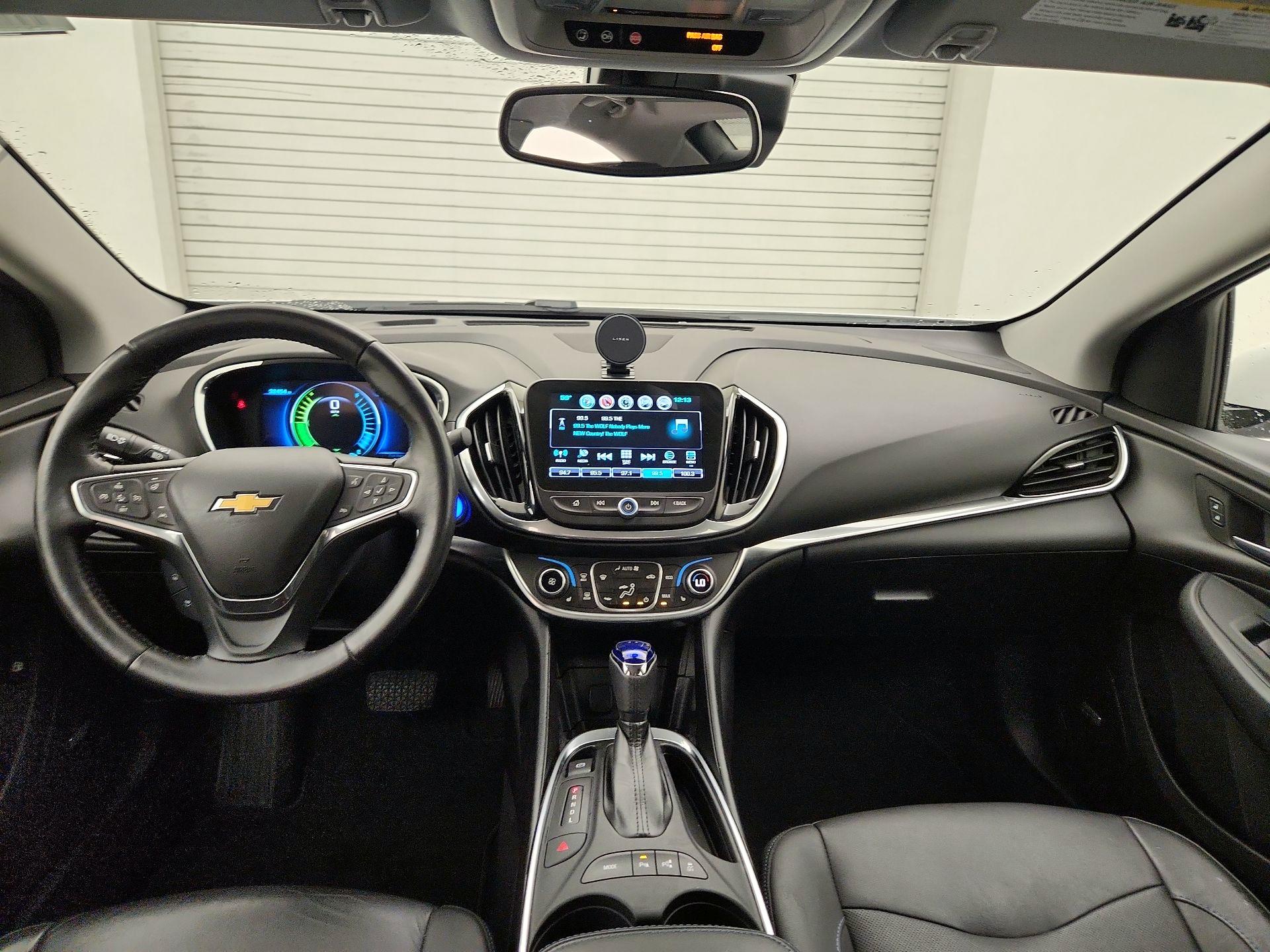 Thumbnail: 2018 Chevrolet Volt - 9