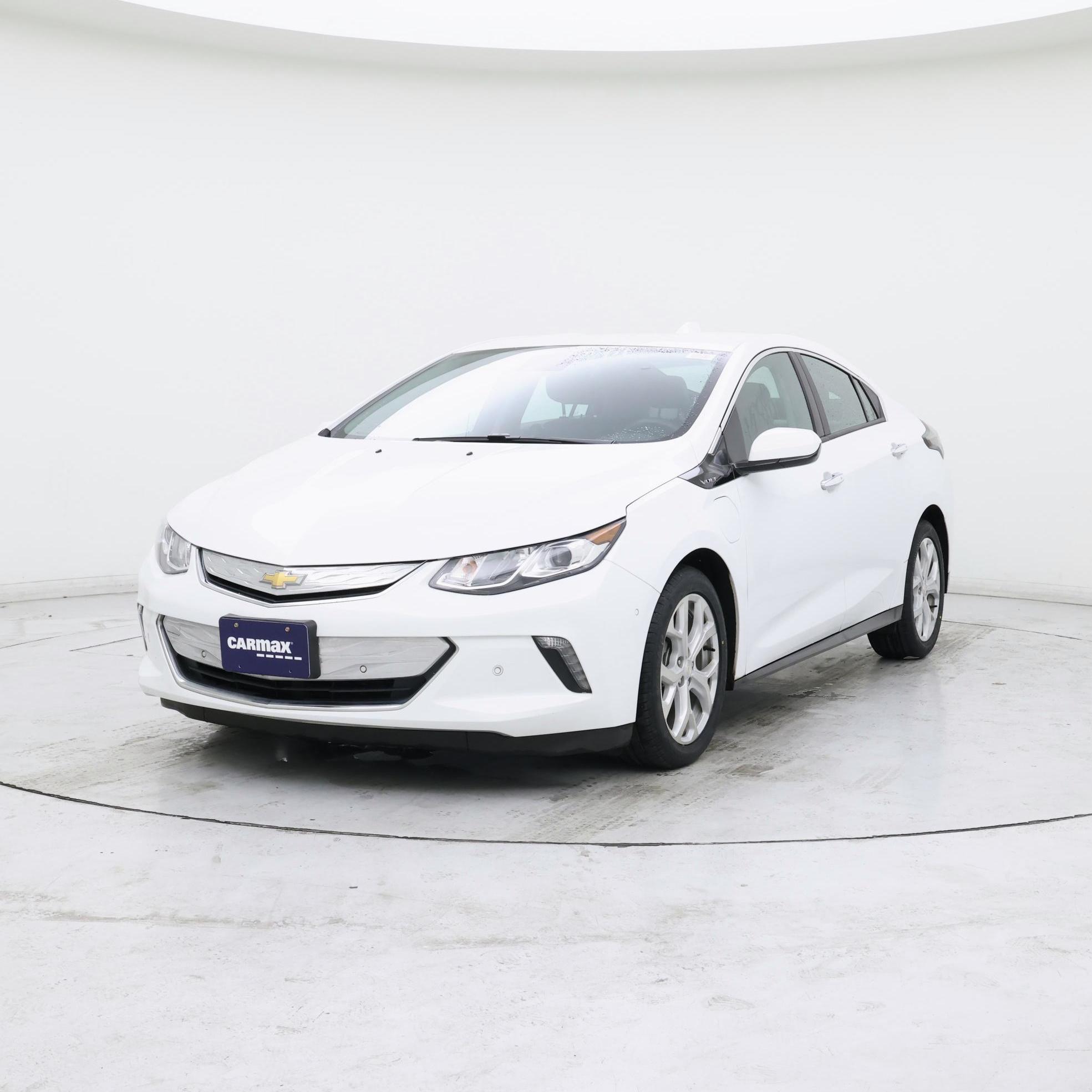 Thumbnail: 2018 Chevrolet Volt - 4