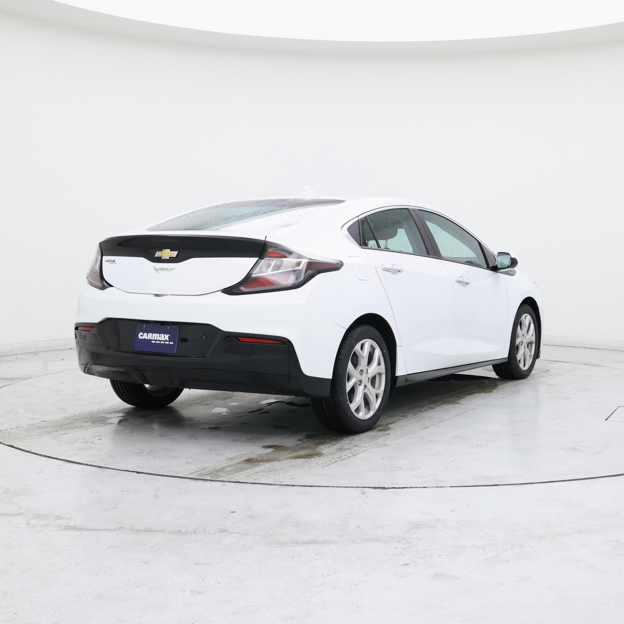 Thumbnail: 2018 Chevrolet Volt - 8