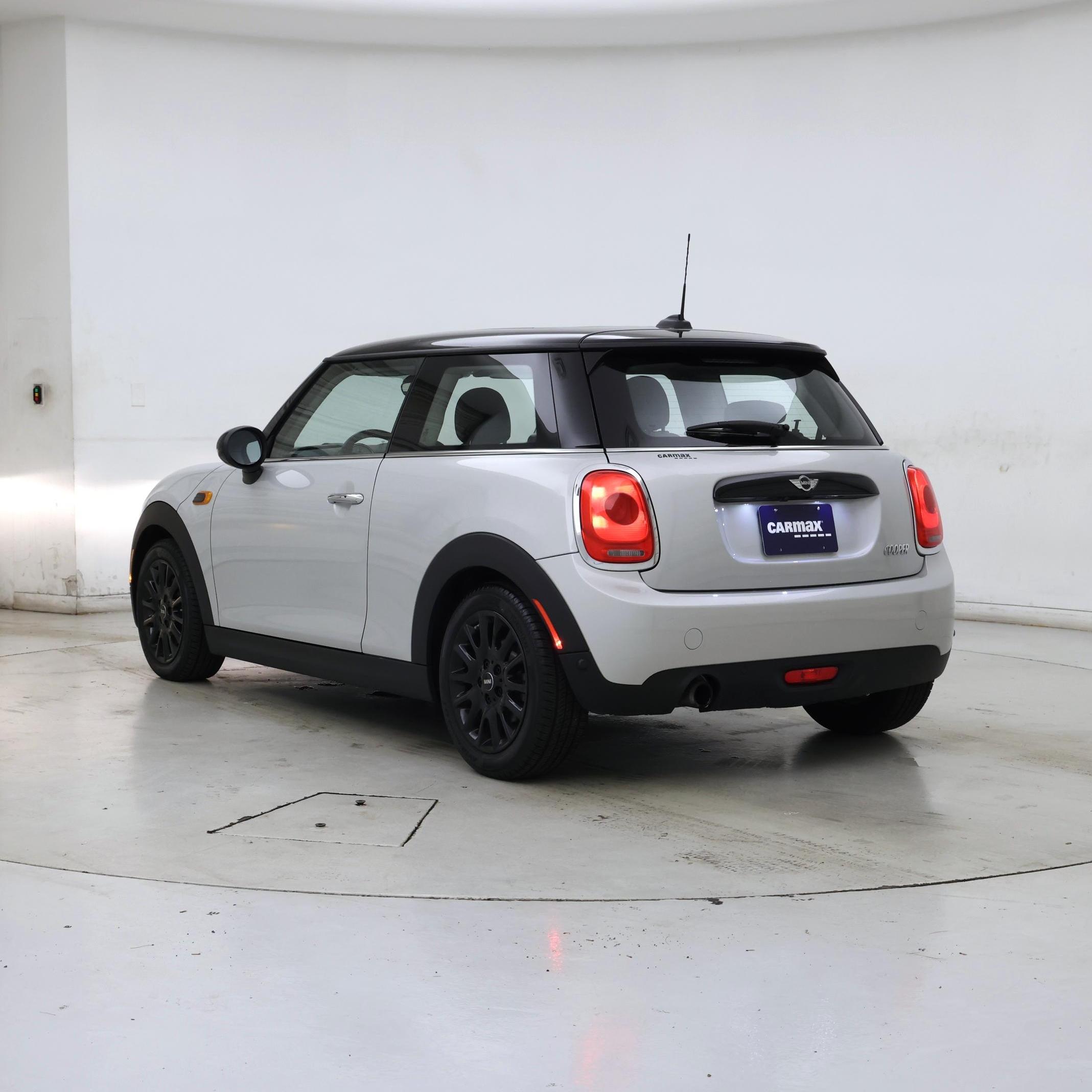 Thumbnail: 2017 MINI Cooper Hardtop - 2