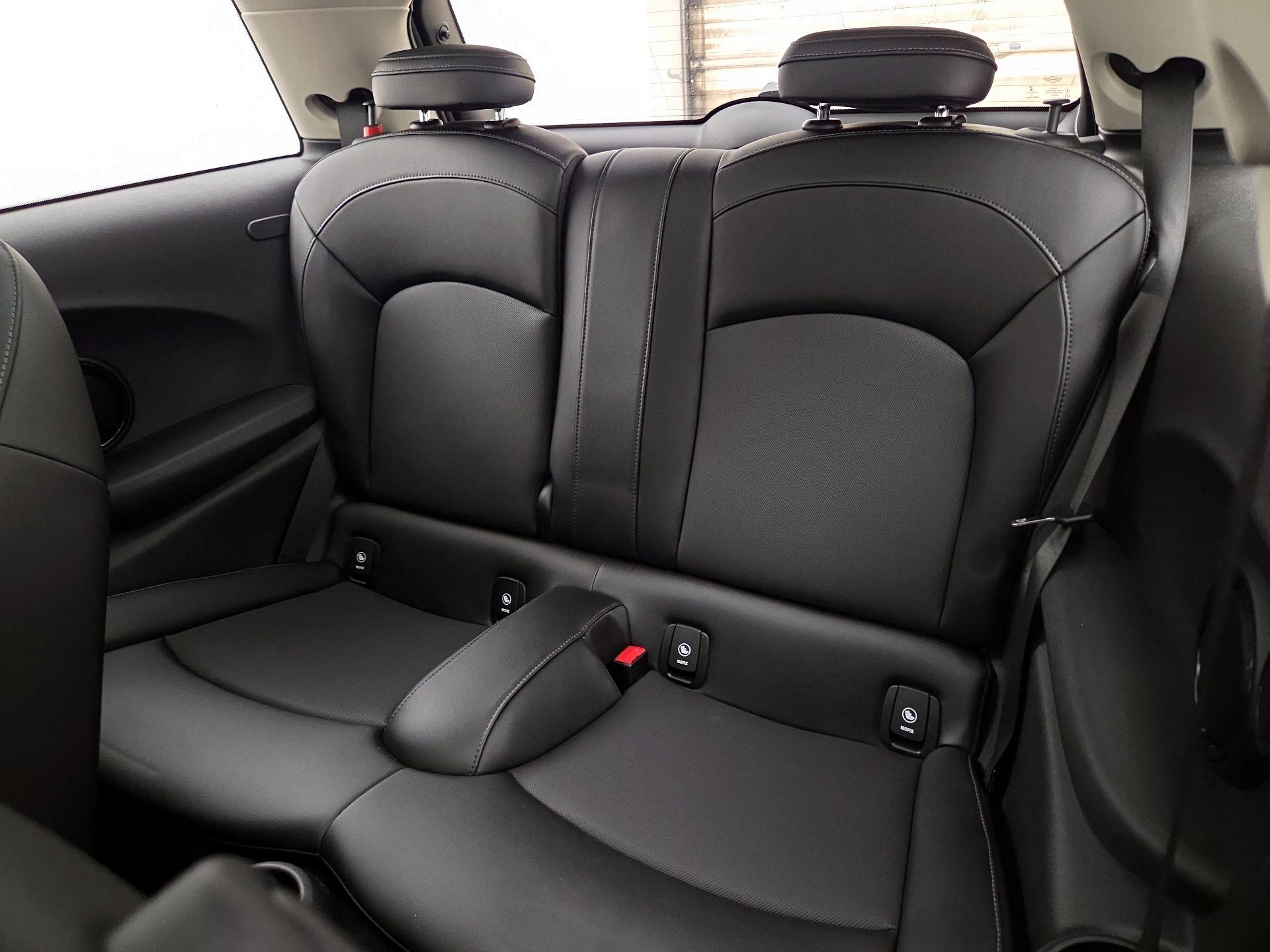 Thumbnail: 2017 MINI Cooper Hardtop - 20