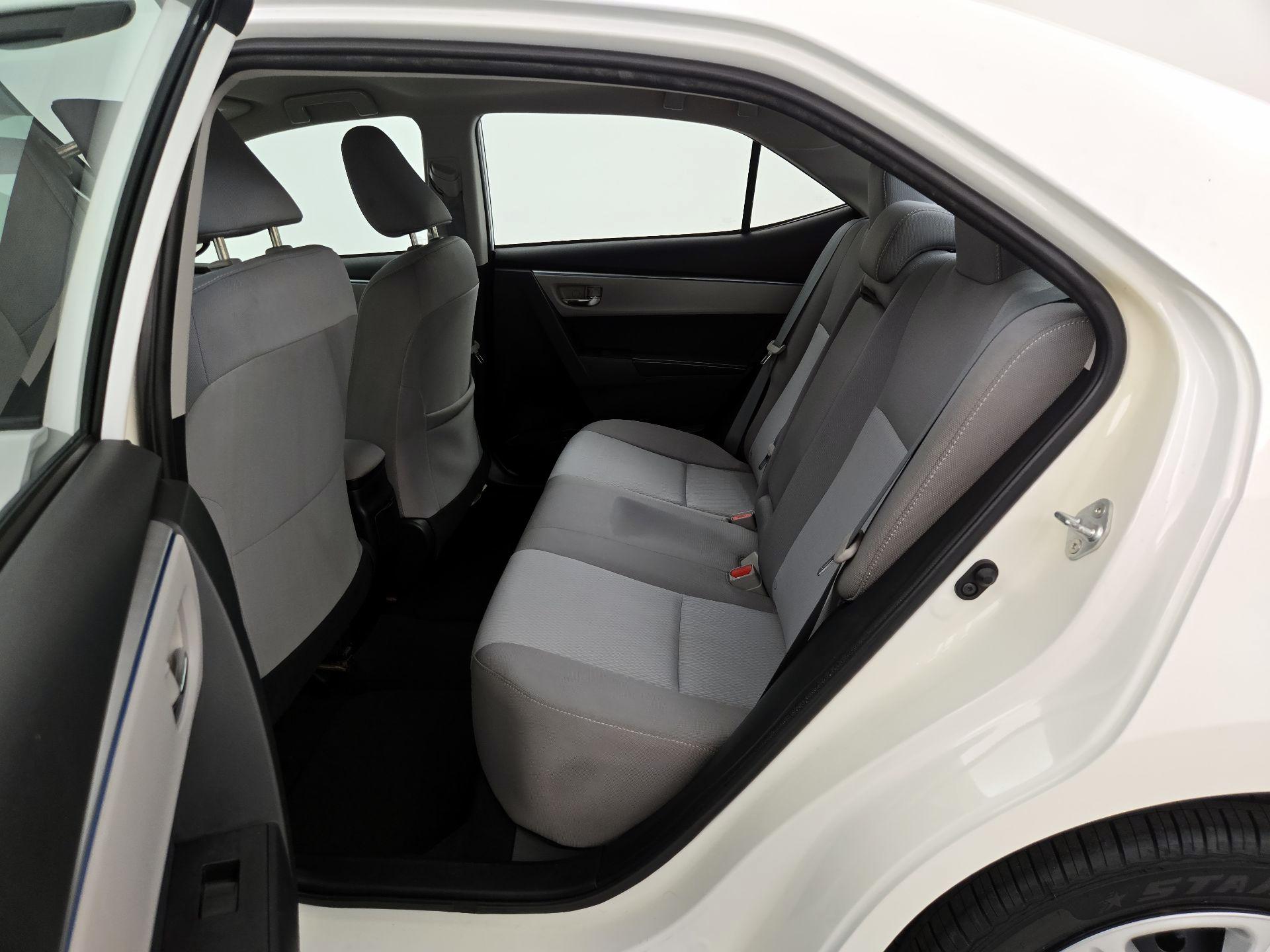 Thumbnail: 2016 Toyota Corolla - 19