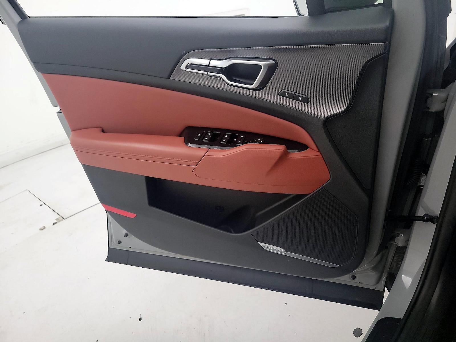 2023 Kia Sportage SX - Photo 13