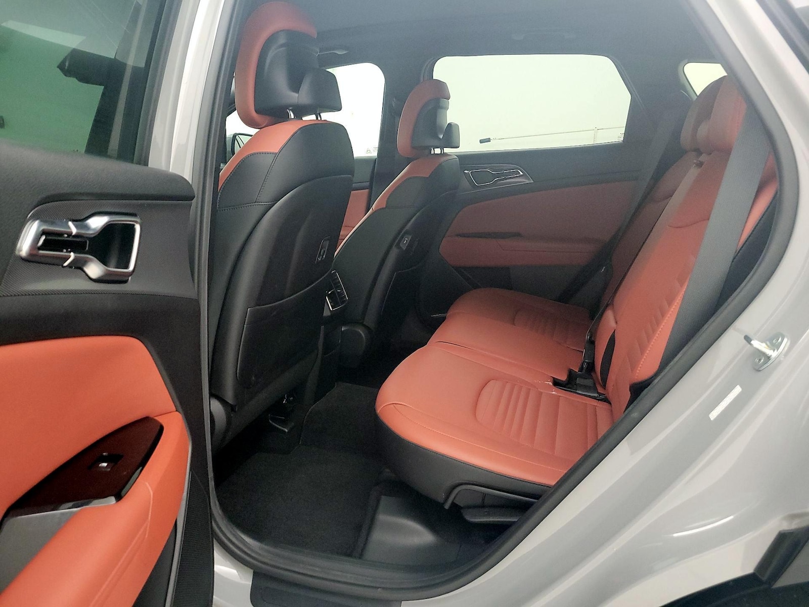 2023 Kia Sportage SX - Photo 22