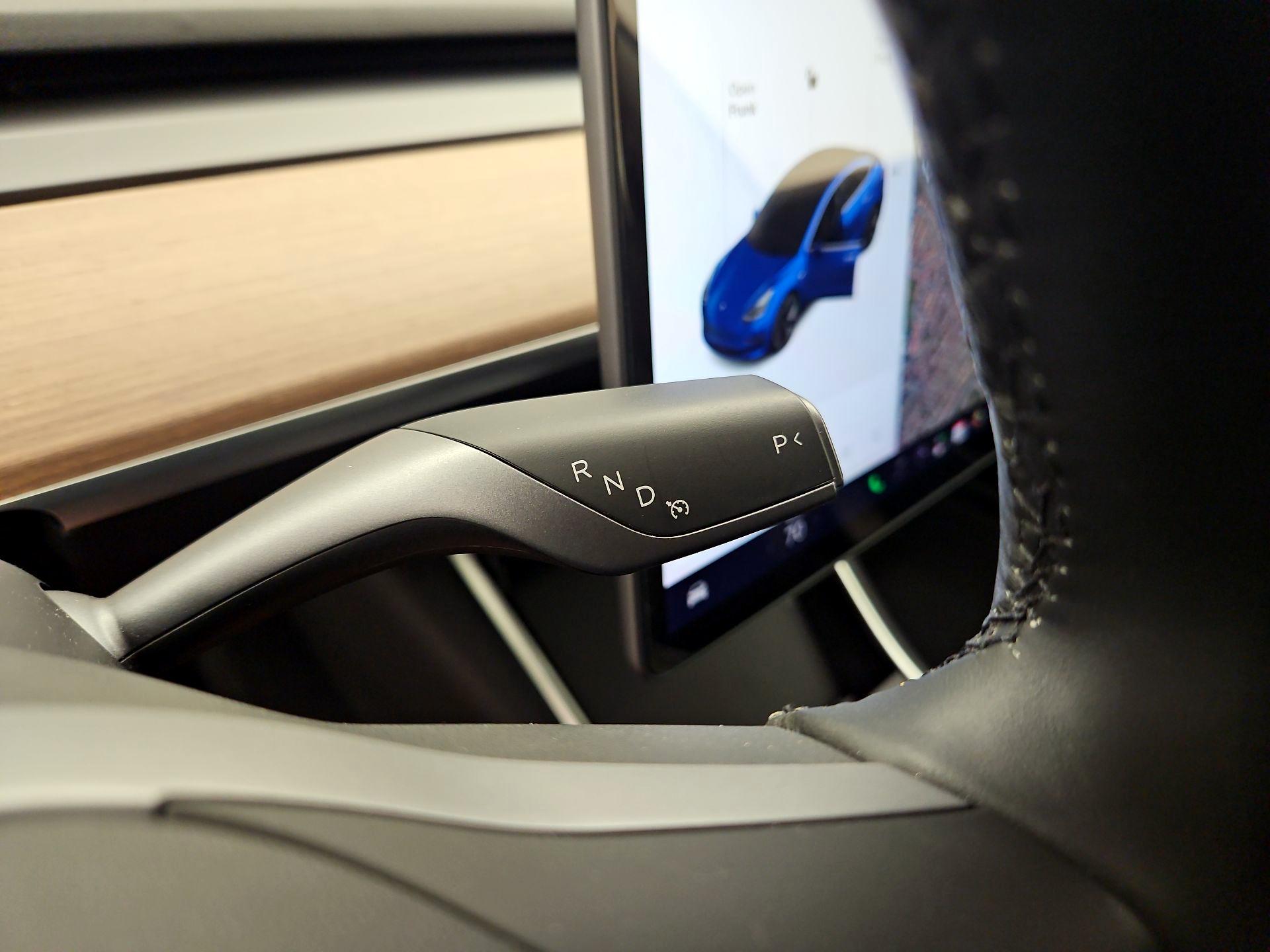 Thumbnail: 2019 Tesla Model 3 - 17