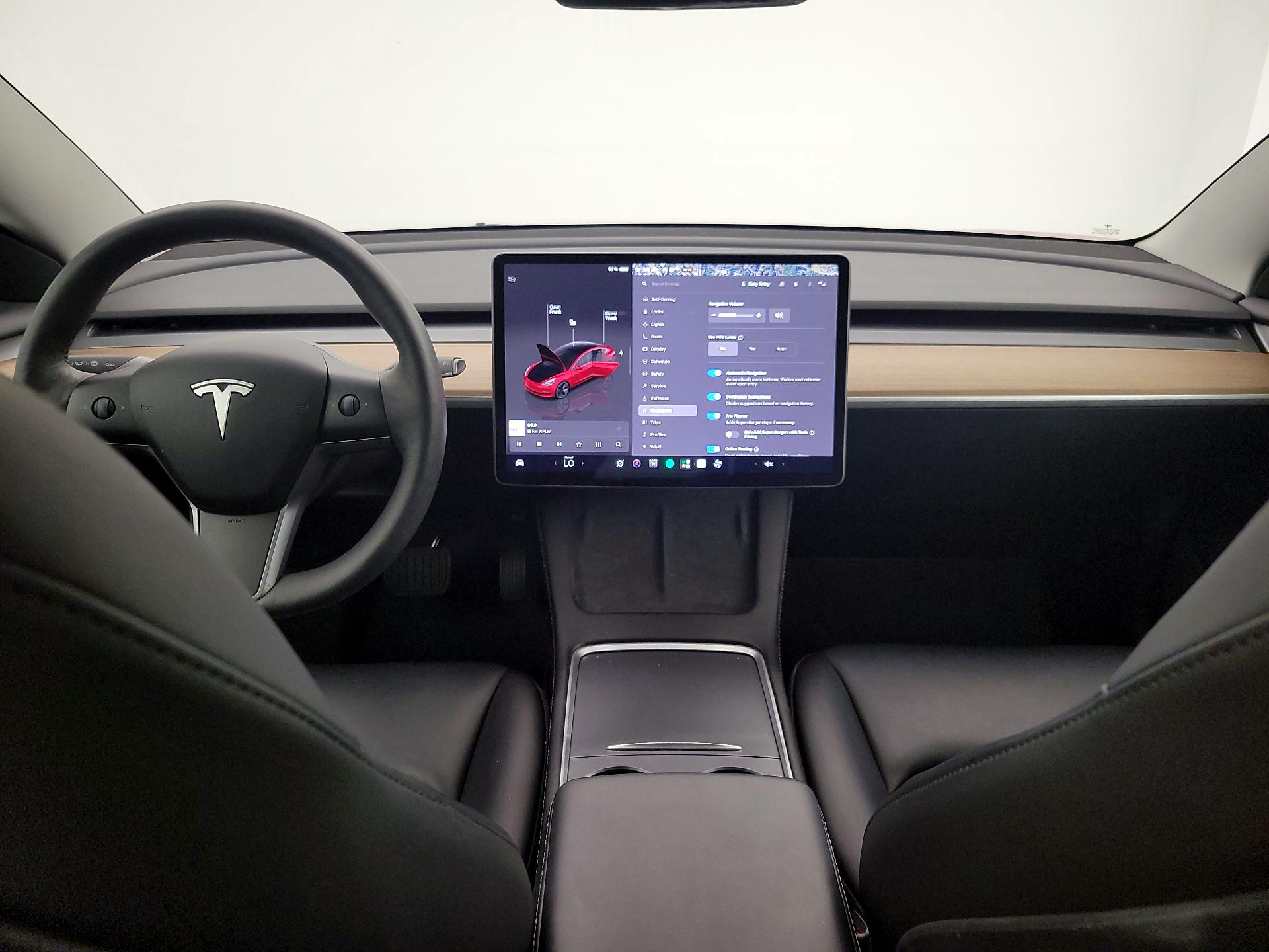 Thumbnail: 2023 Tesla Model 3 - 9