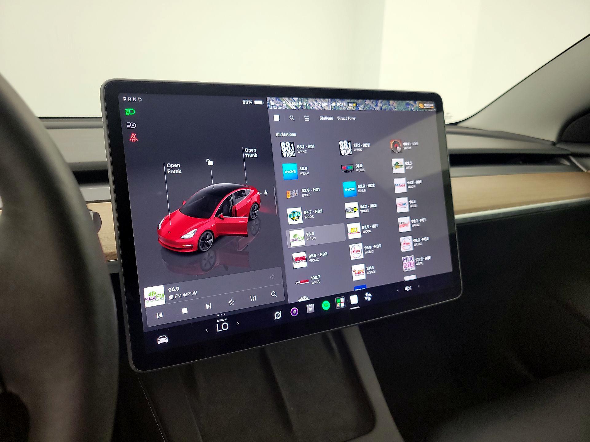 Thumbnail: 2023 Tesla Model 3 - 15