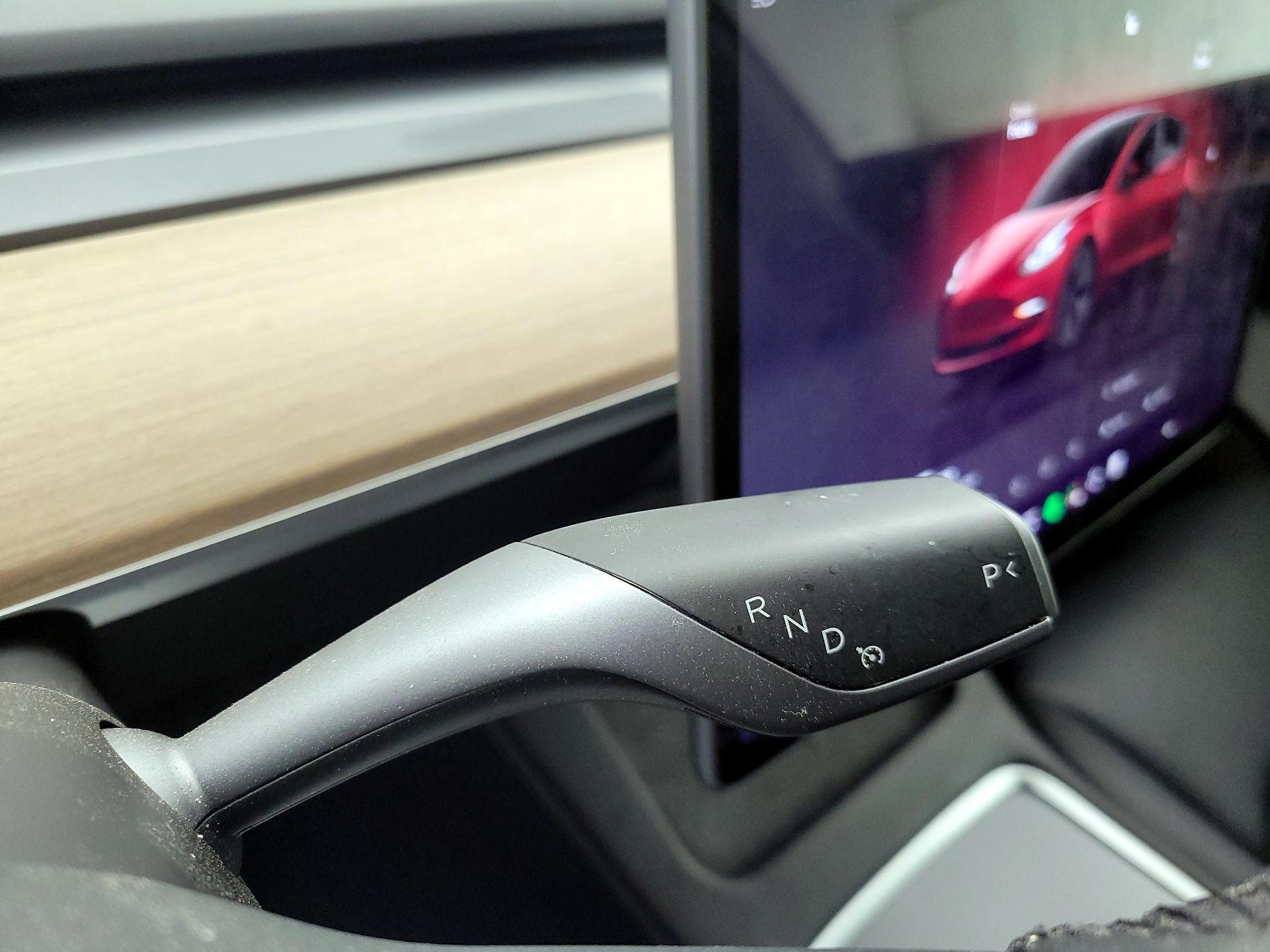 Thumbnail: 2023 Tesla Model 3 - 17