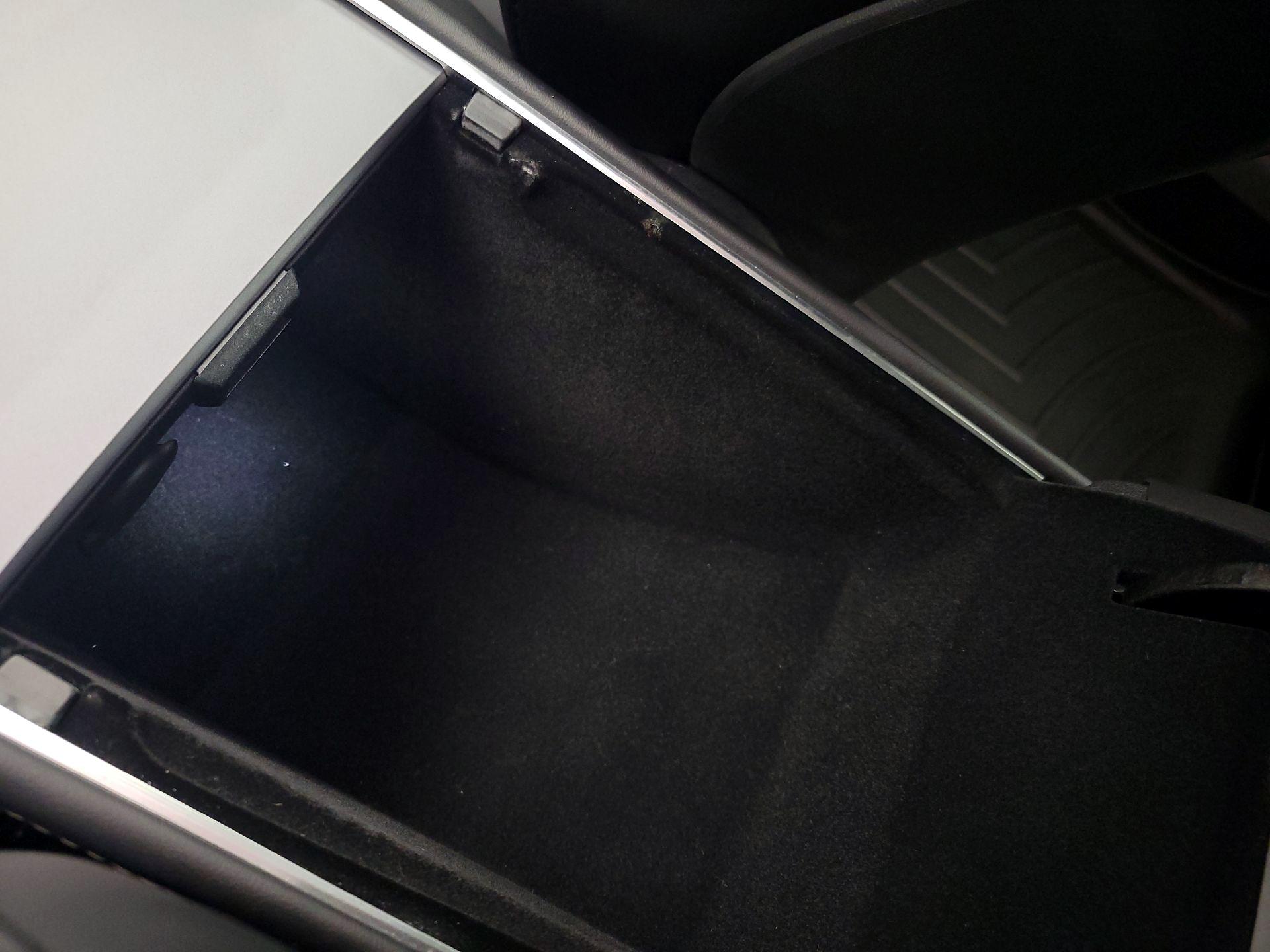 Thumbnail: 2023 Tesla Model 3 - 18