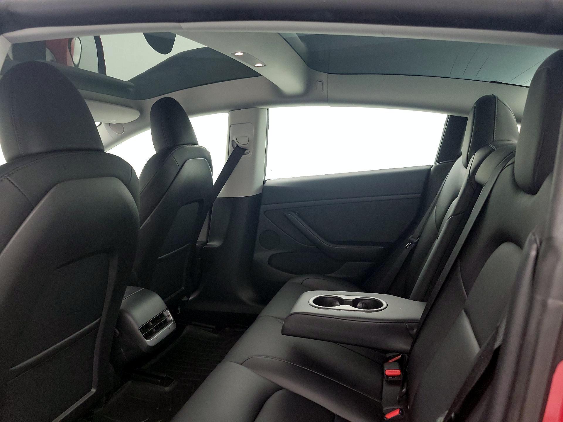 Thumbnail: 2023 Tesla Model 3 - 19
