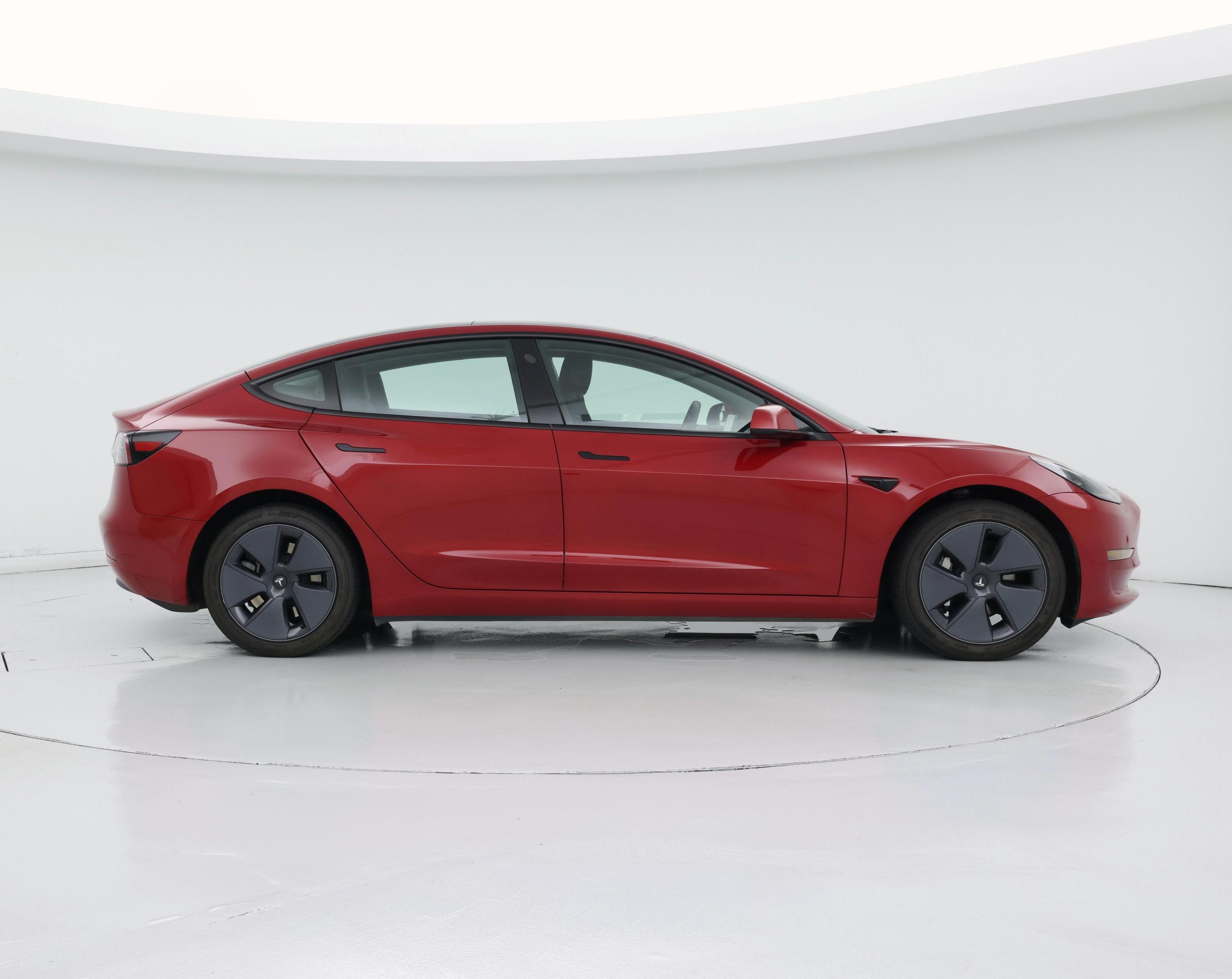 Thumbnail: 2023 Tesla Model 3 - 7
