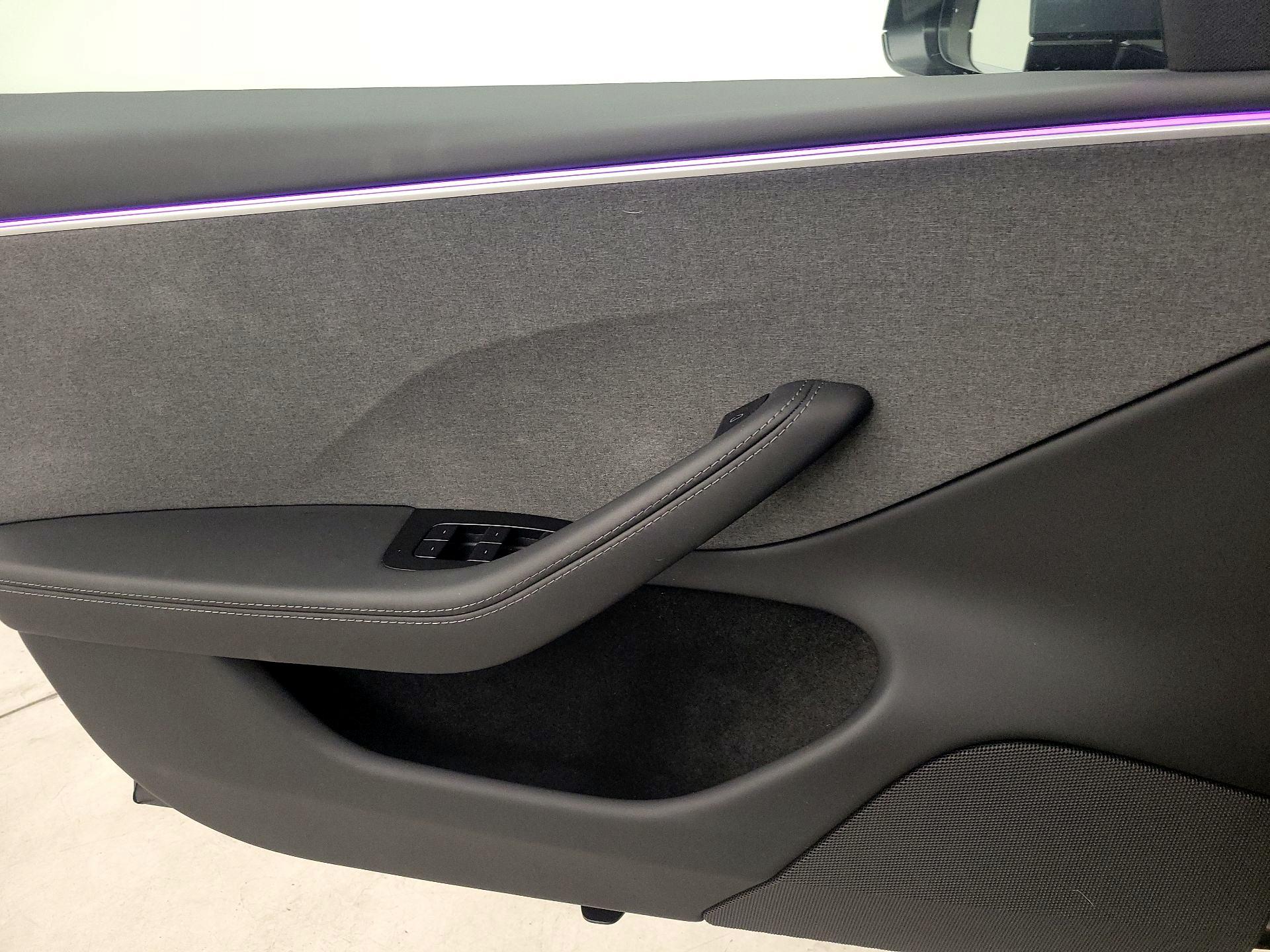 Thumbnail: 2025 Tesla Model 3 - 12