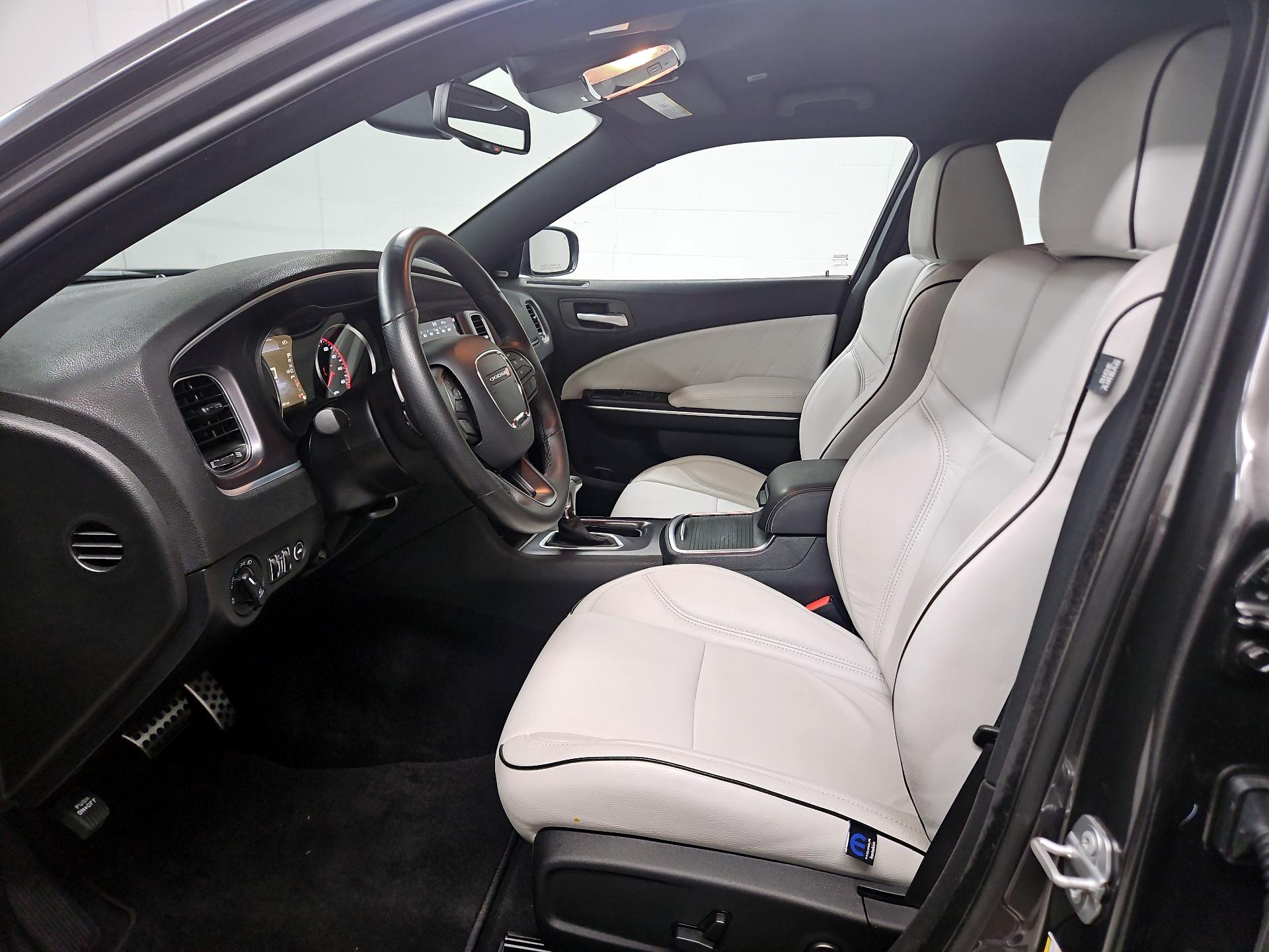 Thumbnail: 2020 Dodge Charger - 11