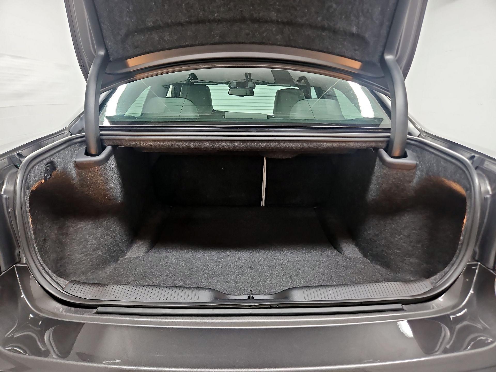 Thumbnail: 2020 Dodge Charger - 20