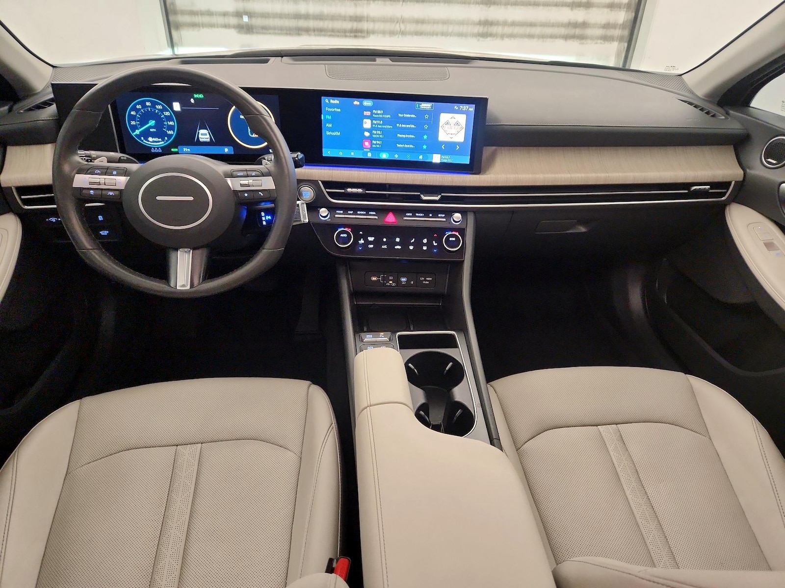 2024 Hyundai Sonata Hybrid Limited - Photo 10