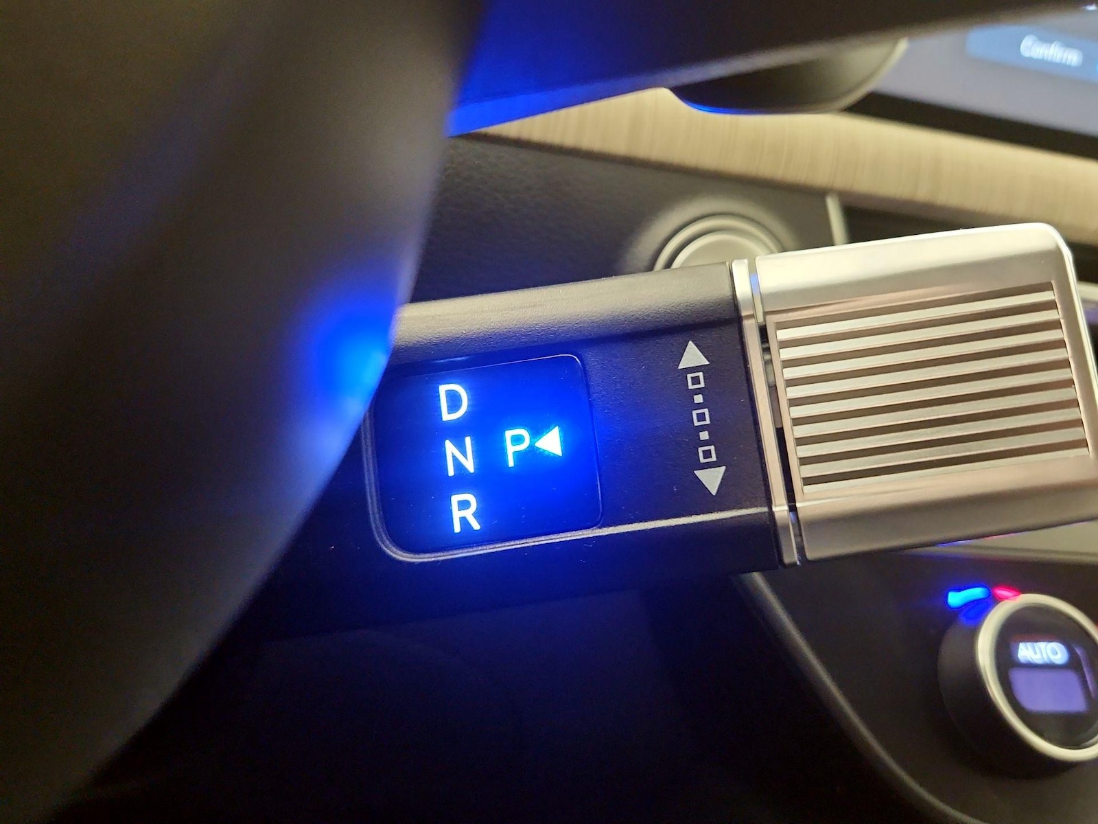 2024 Hyundai Sonata Hybrid Limited - Photo 18