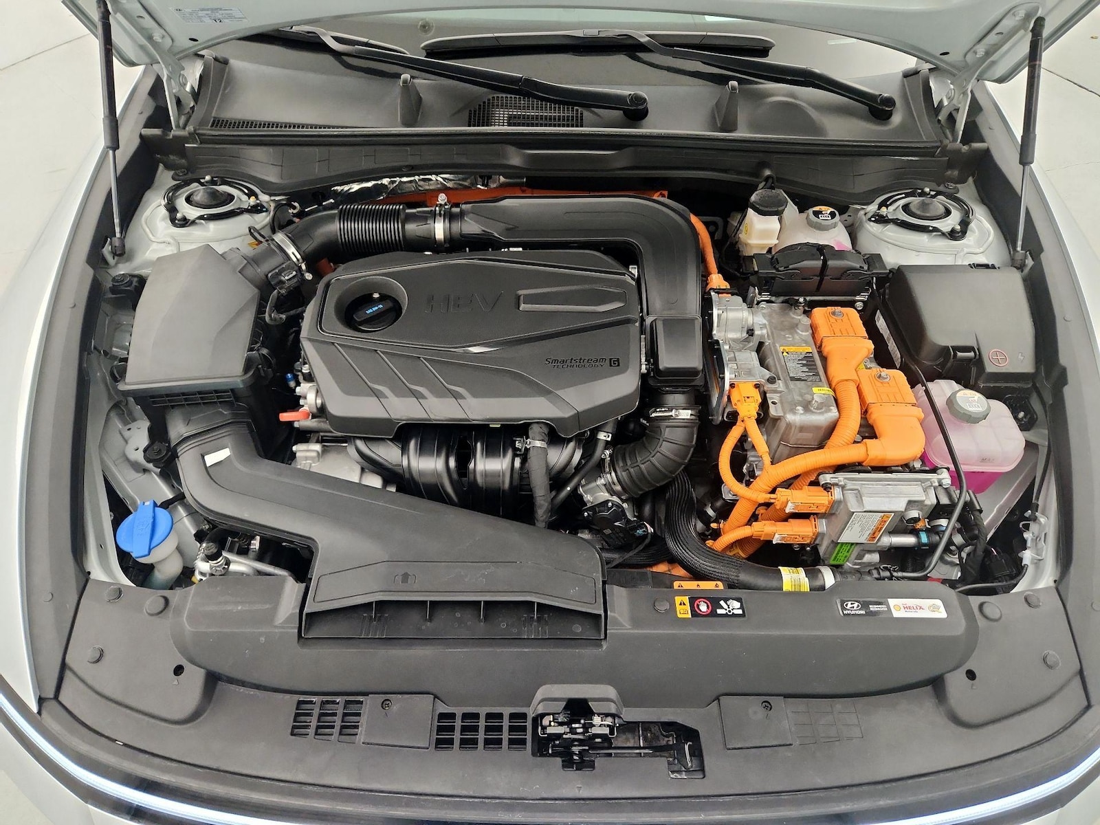 2024 Hyundai Sonata Hybrid Limited - Photo 23