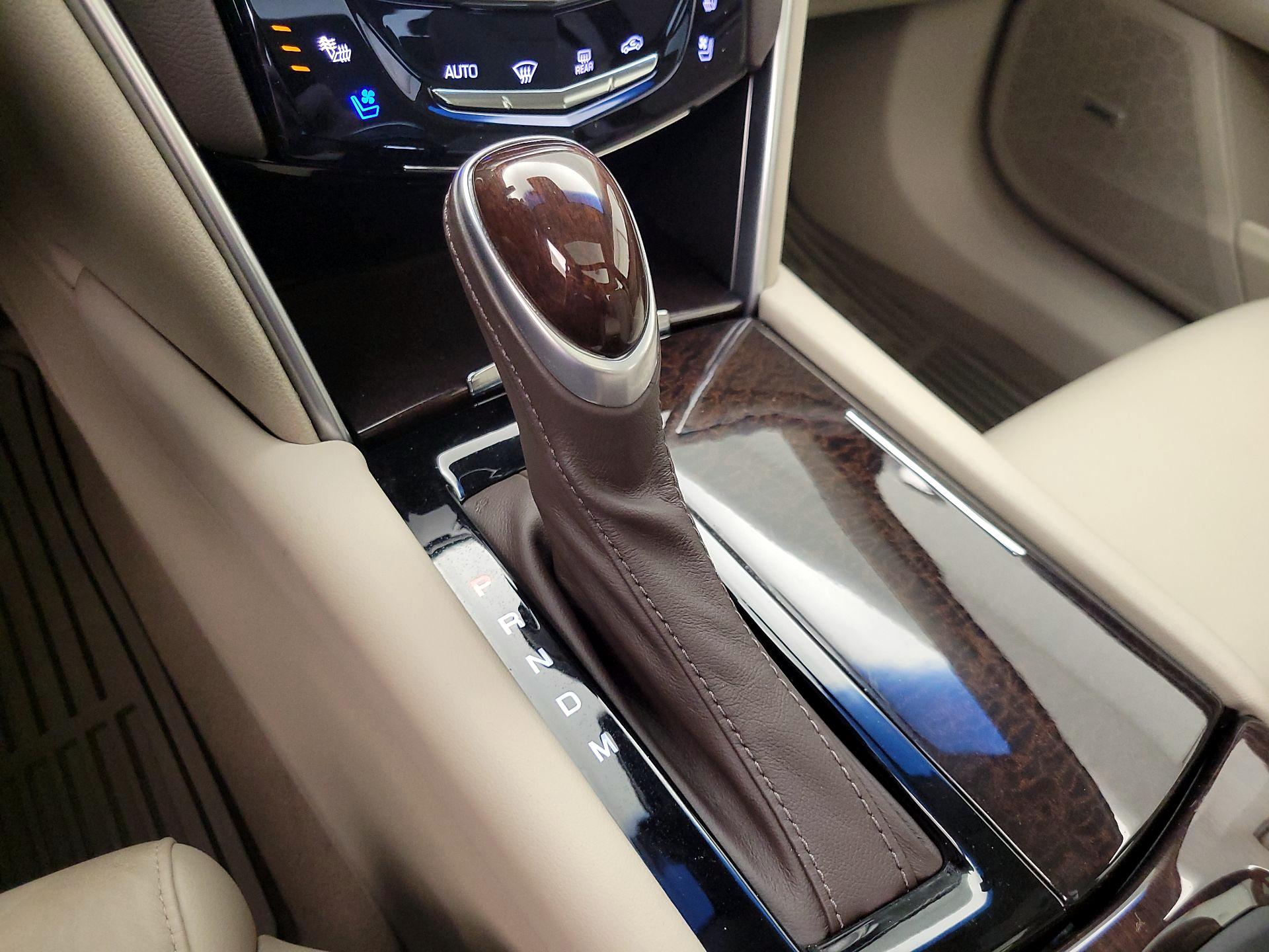 Thumbnail: 2017 Cadillac XTS - 18